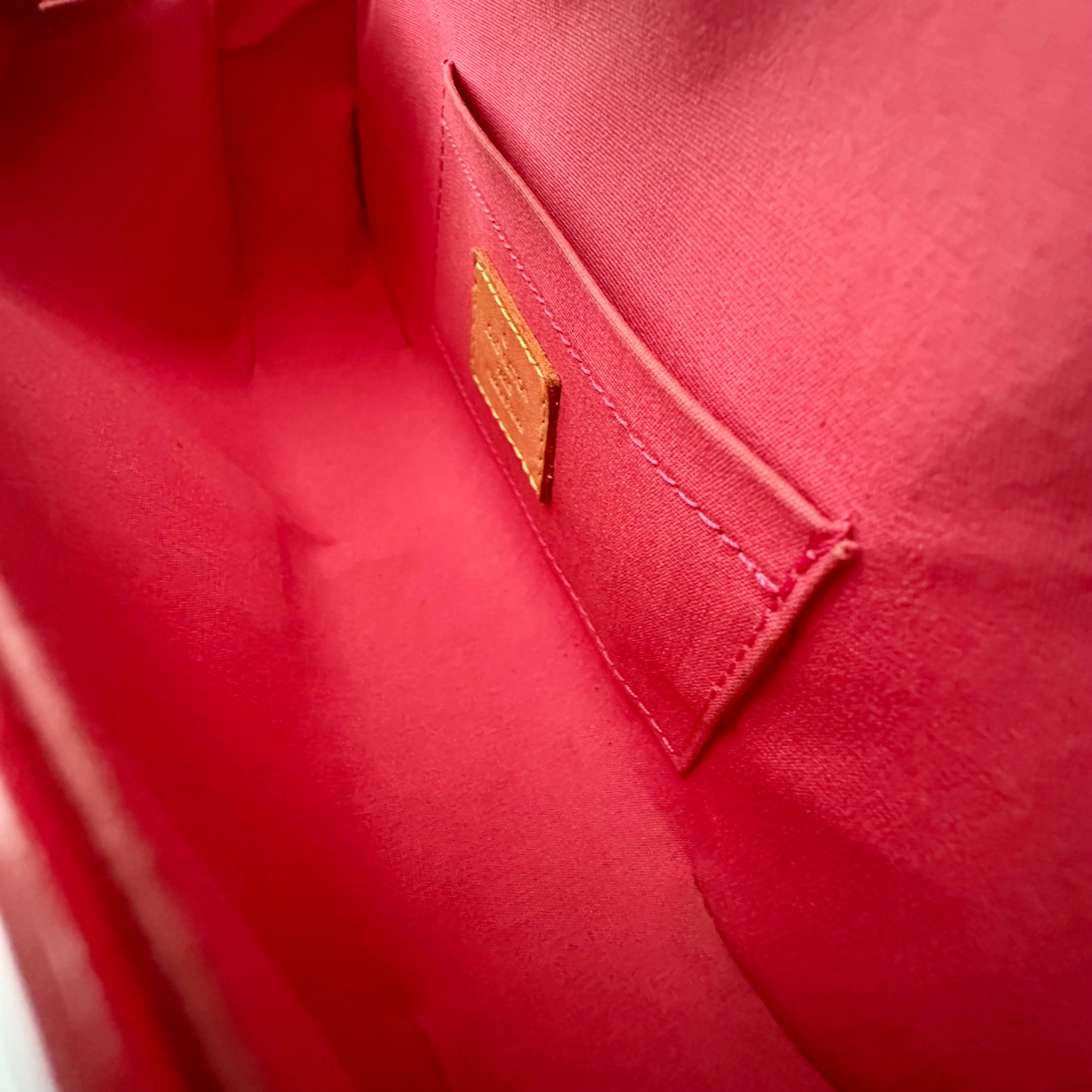 Malibu Pochette
