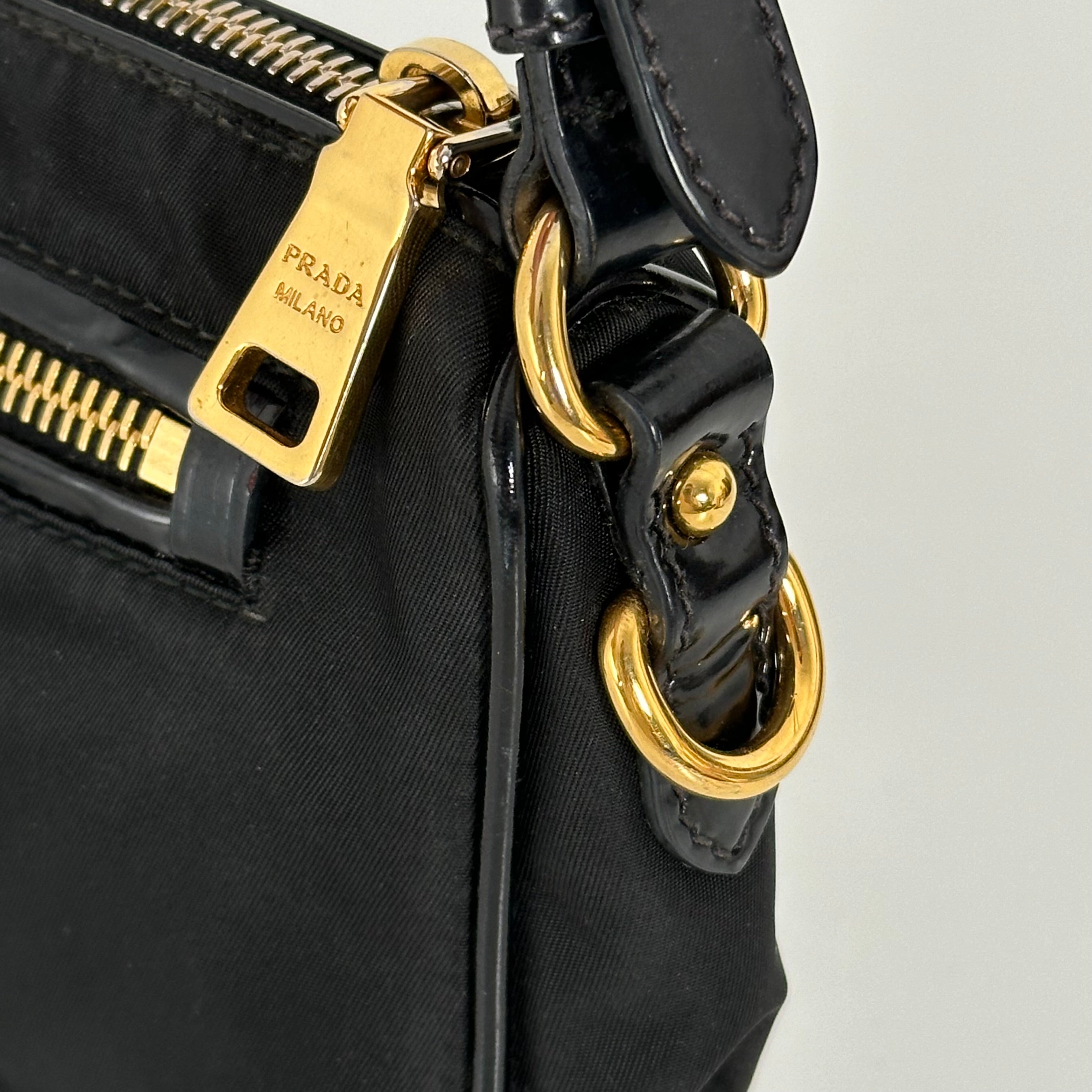 Nylon Pochette