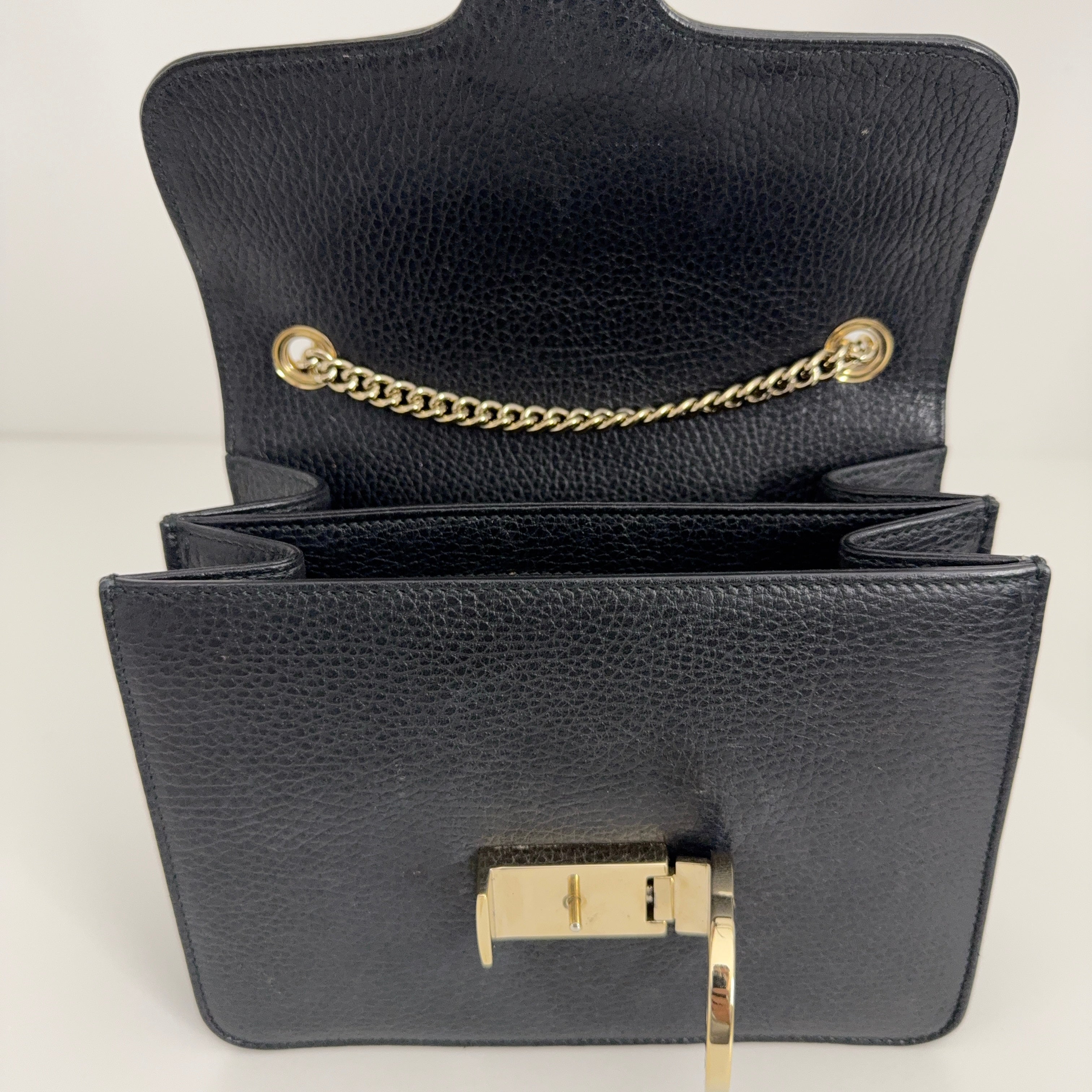 GG Interlocking Chain Bag