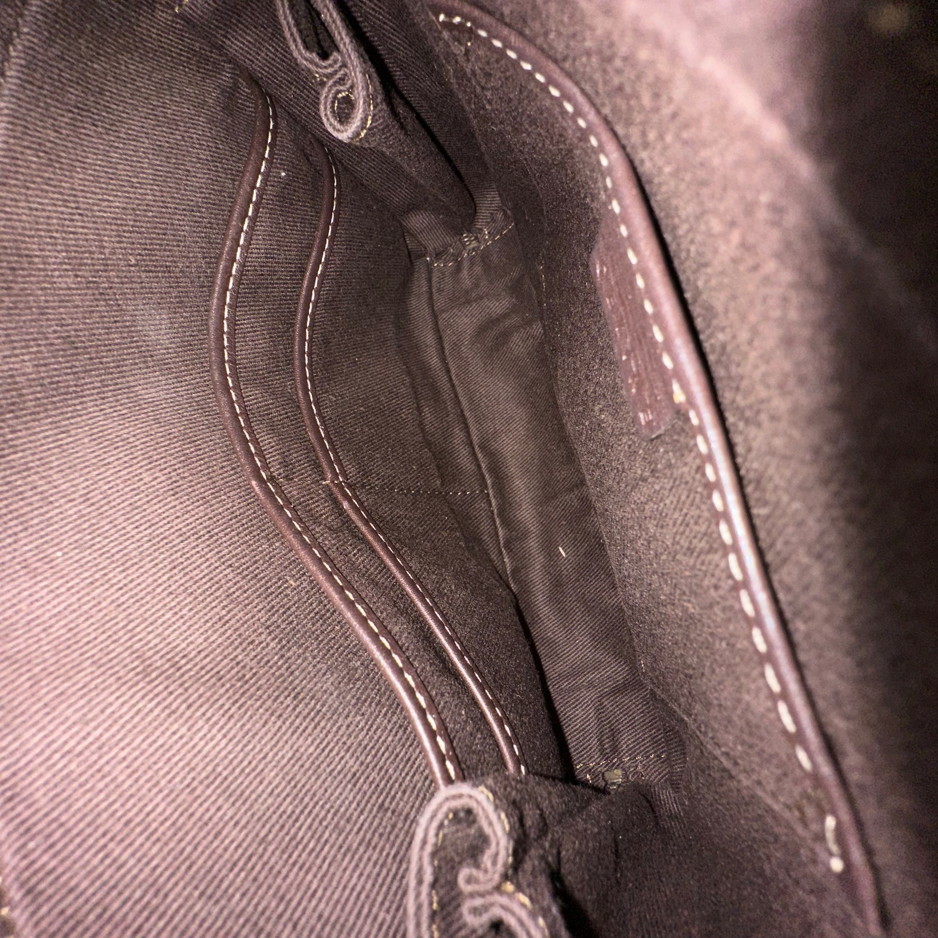Macadam Crossbody