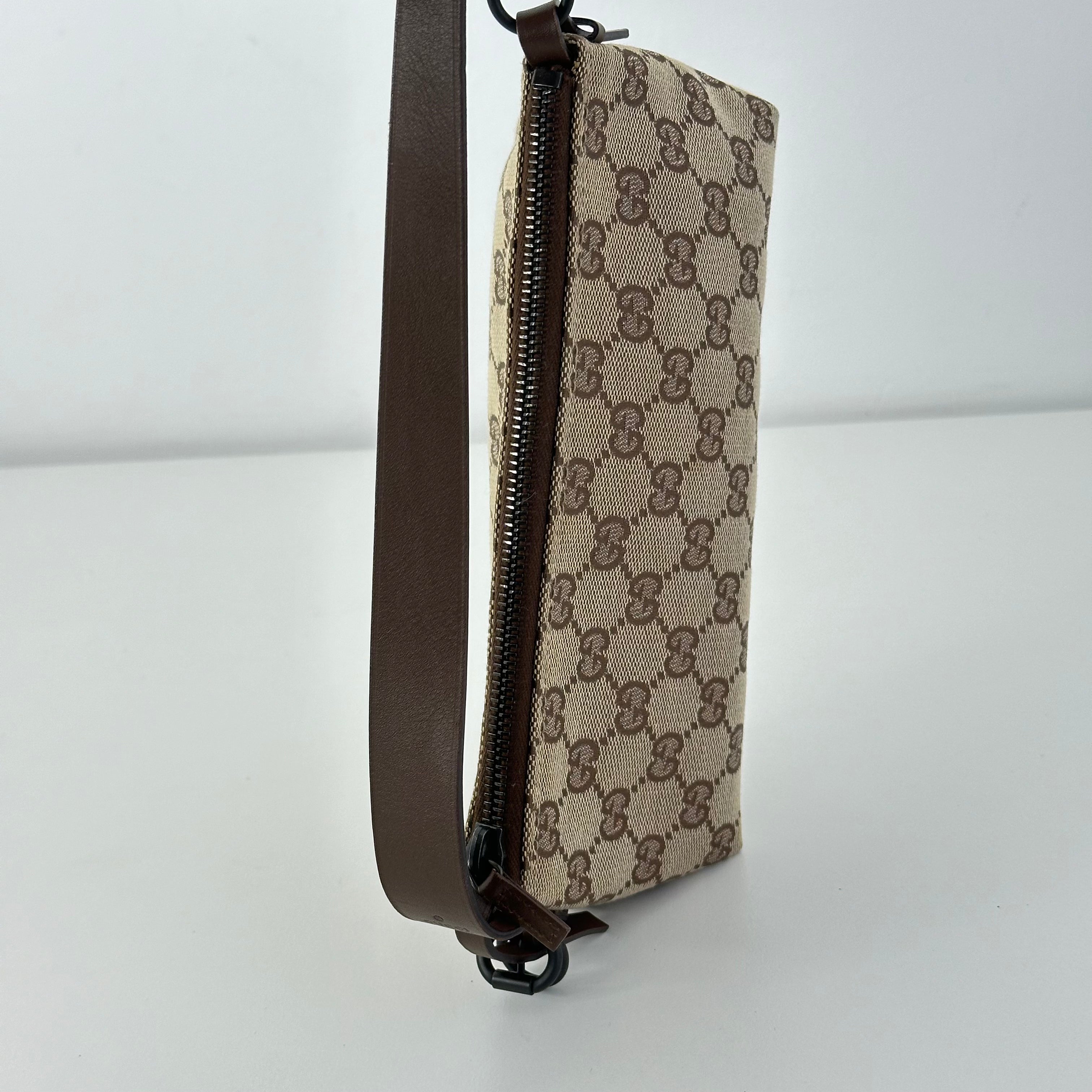 GG Web Pochette