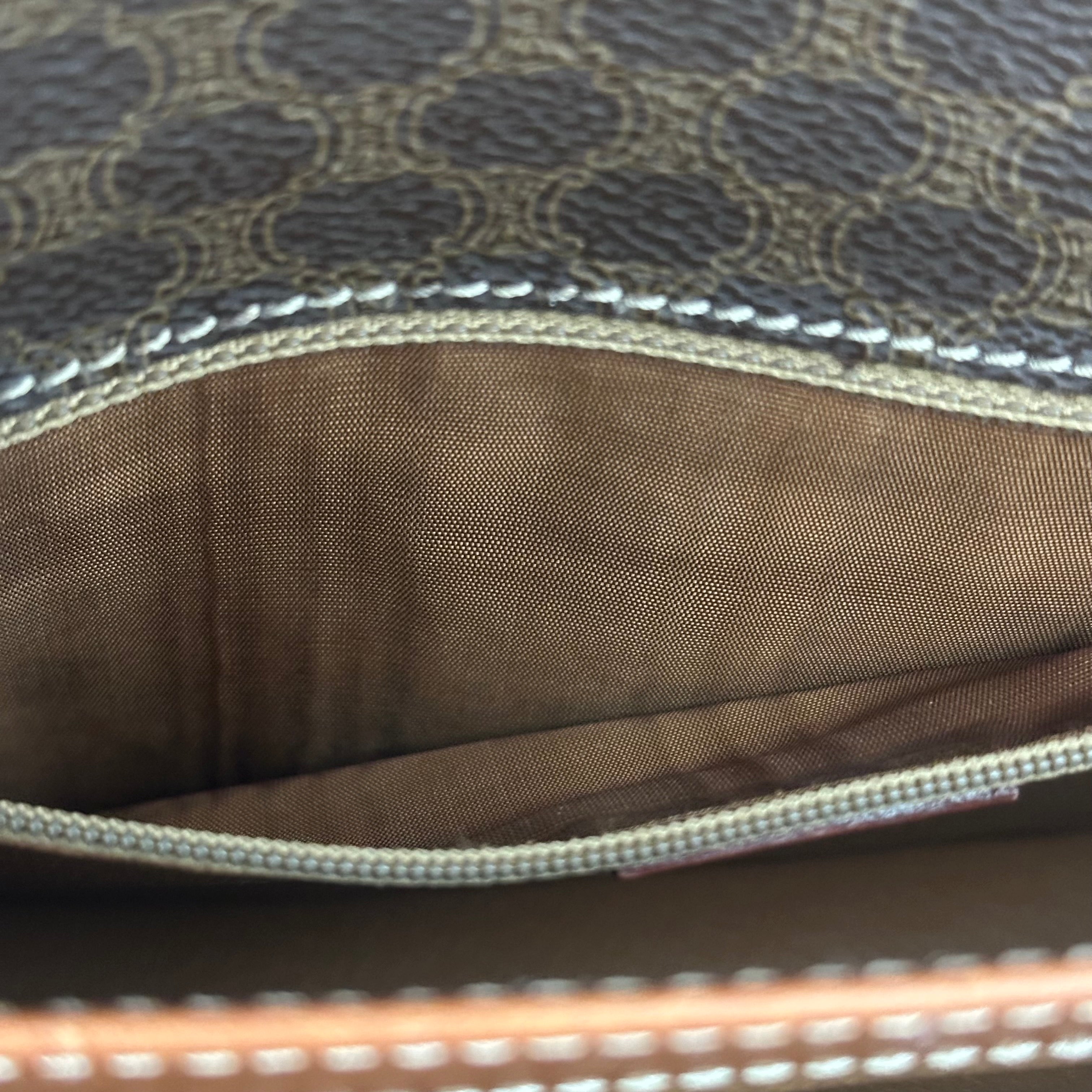 Macadam Crossbody