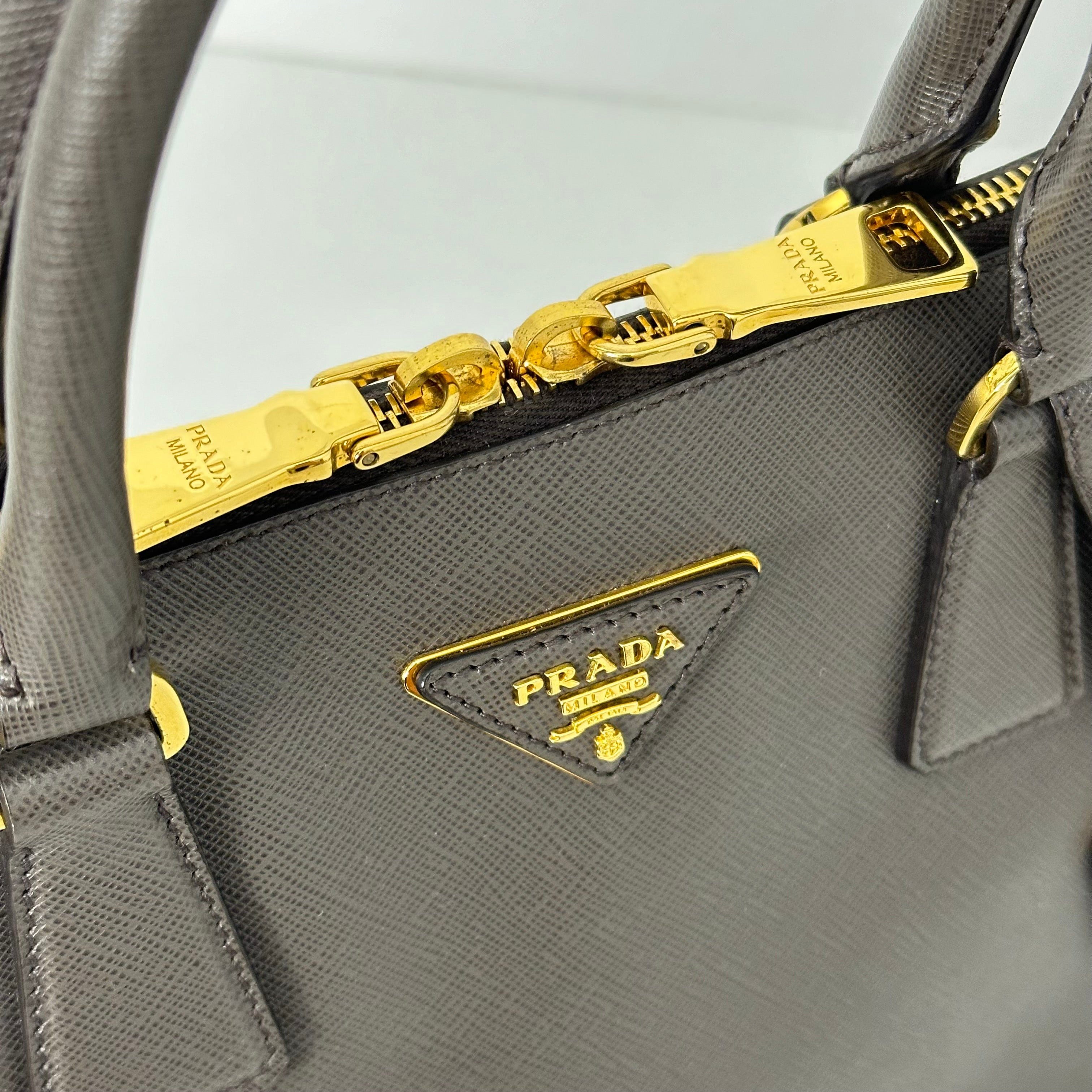 Saffiano Lux