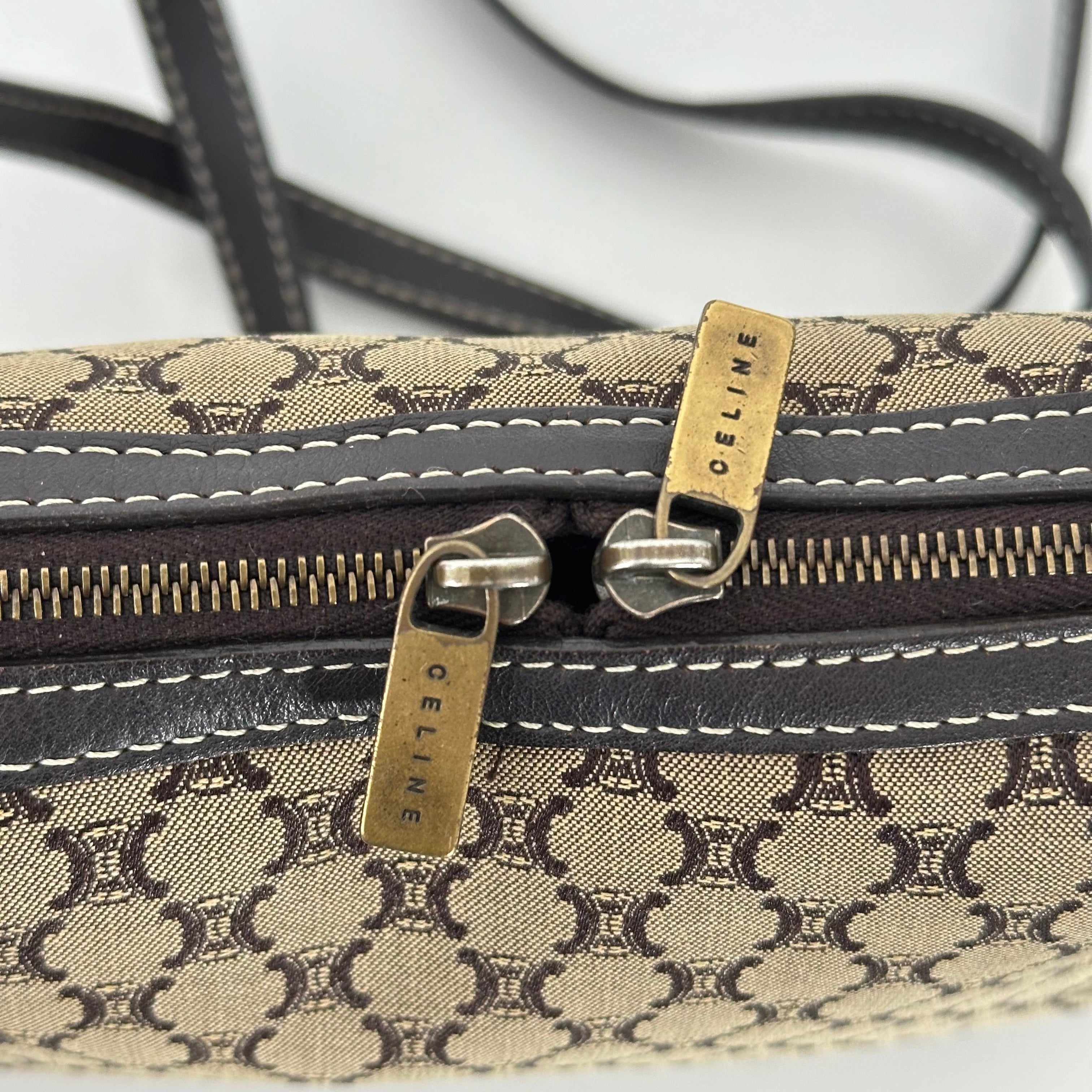 Macadam Crossbody