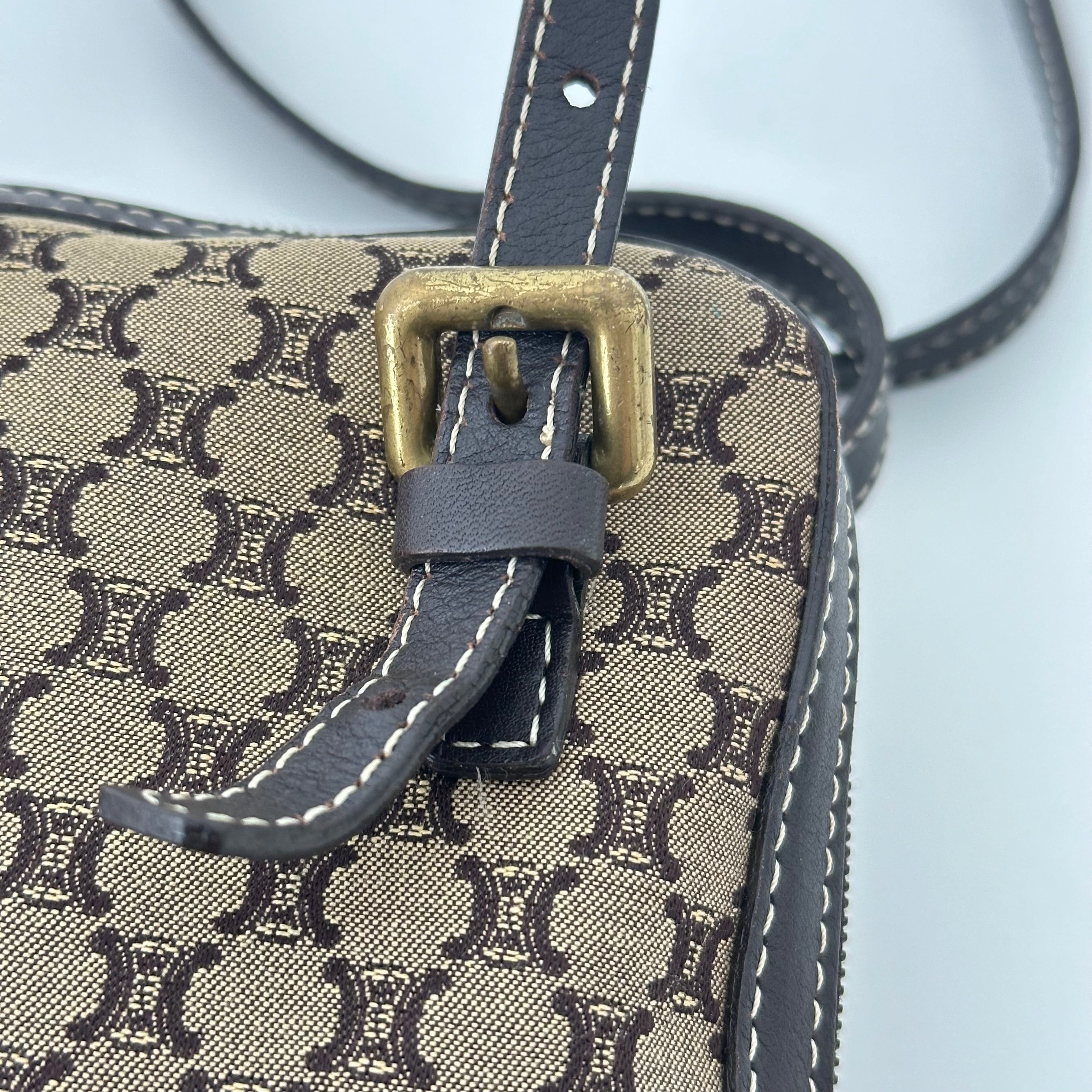 Macadam Crossbody