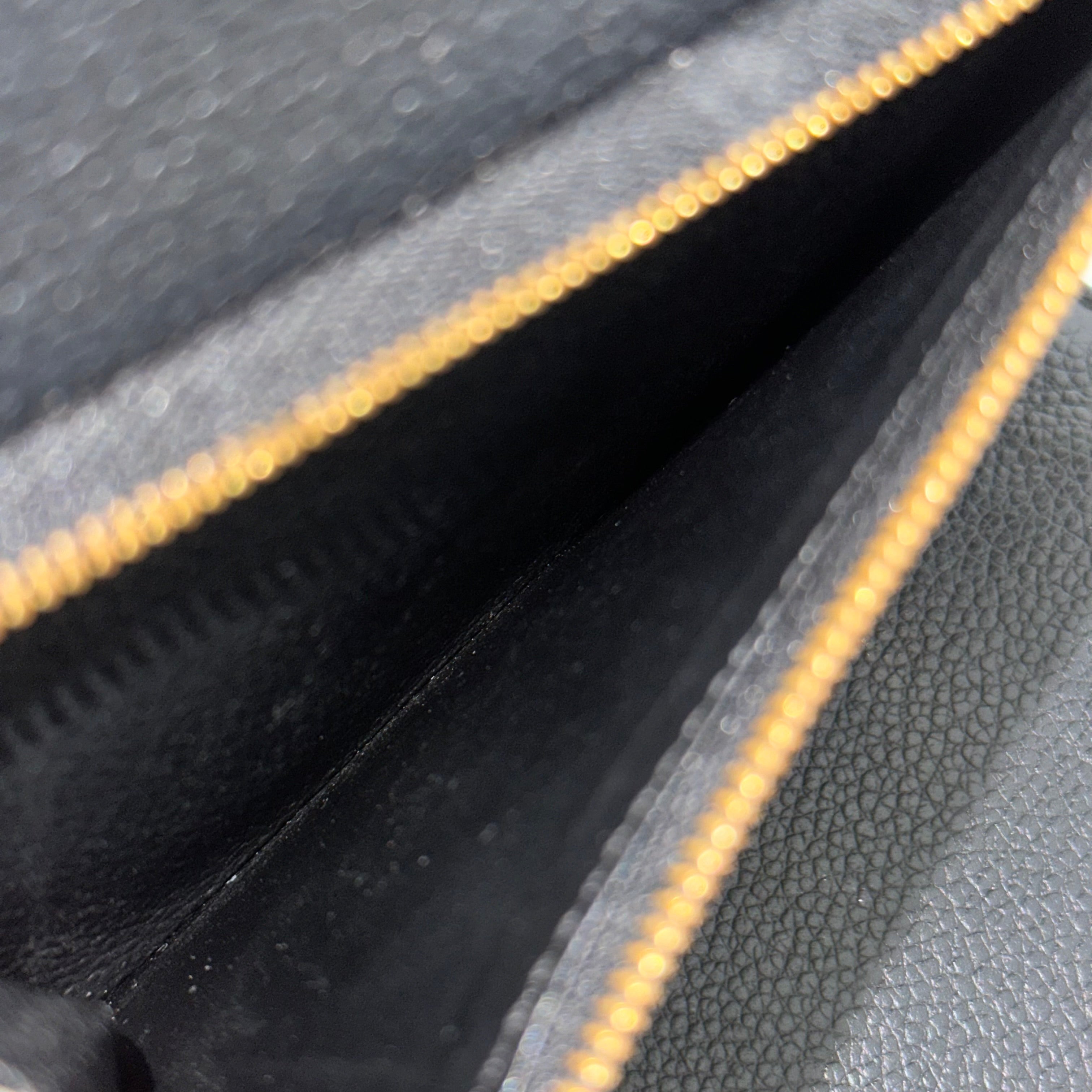 Black Monogram Empreinte