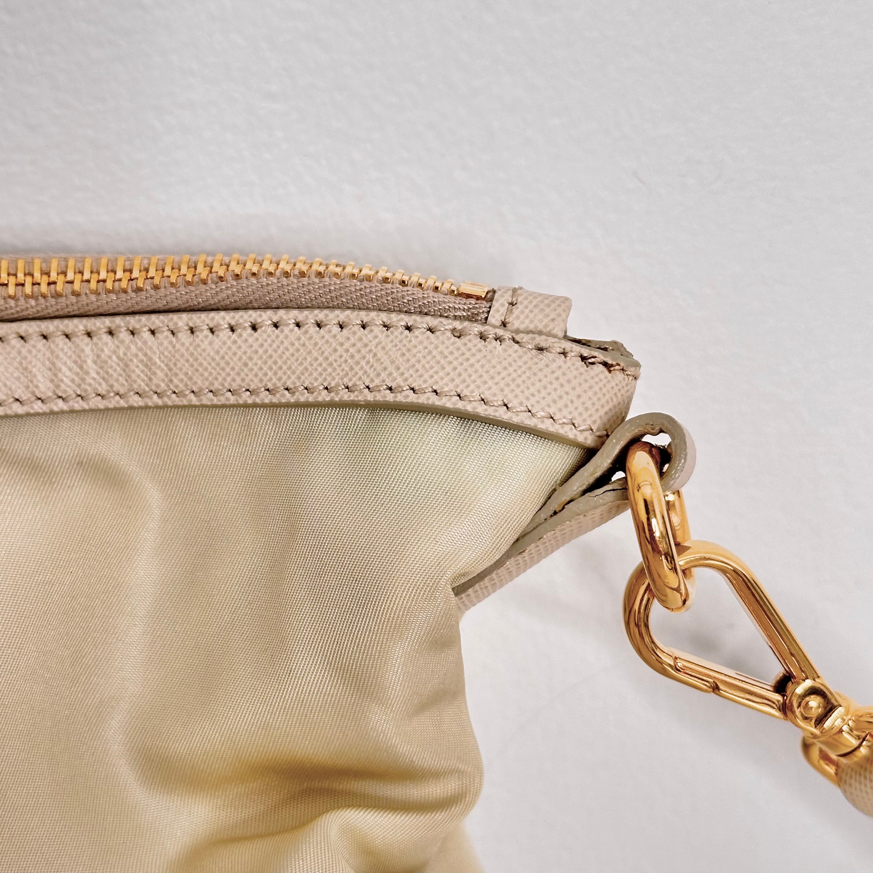 Ivory Nylon Tessuto Tote