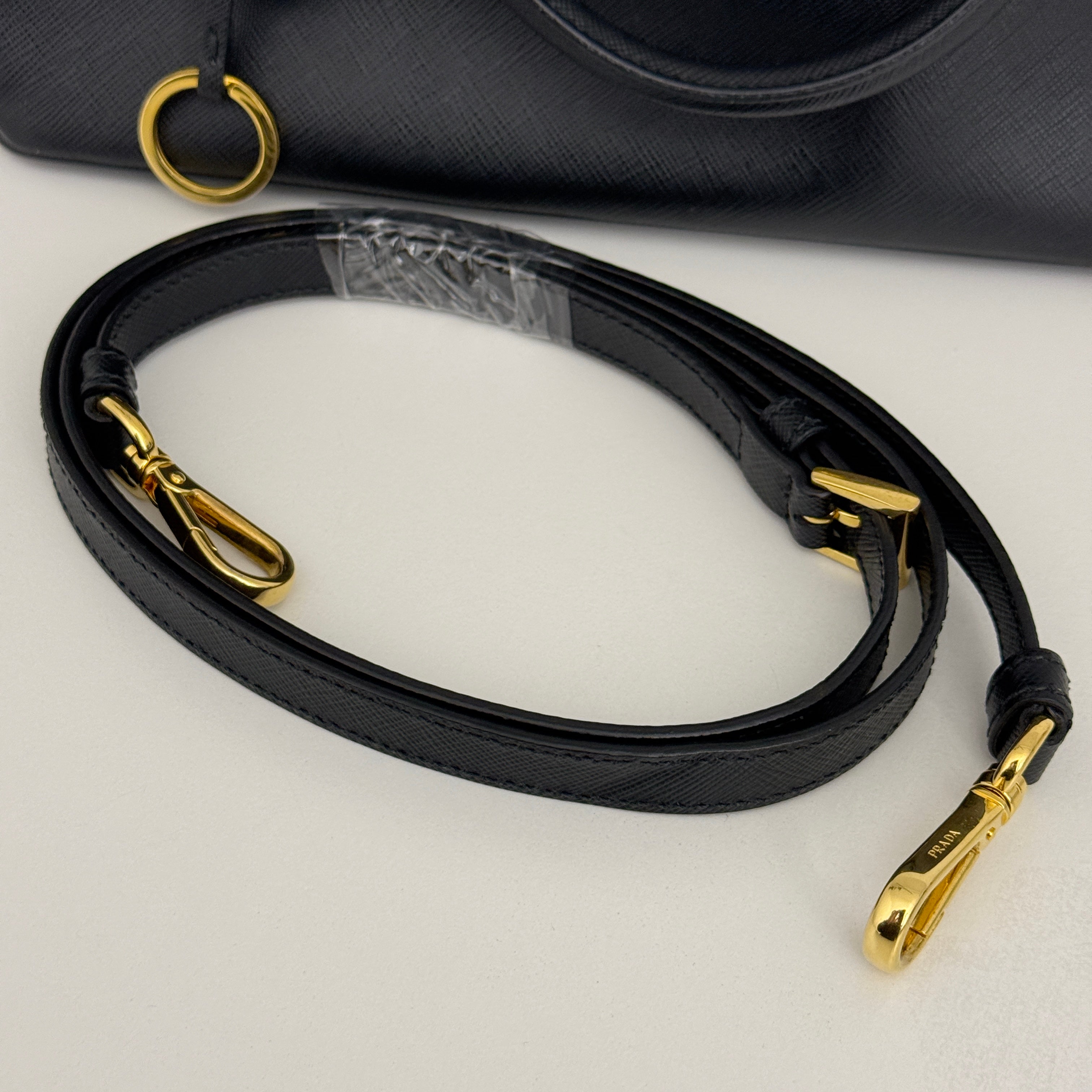 Medium Galleria Saffiano leather bag