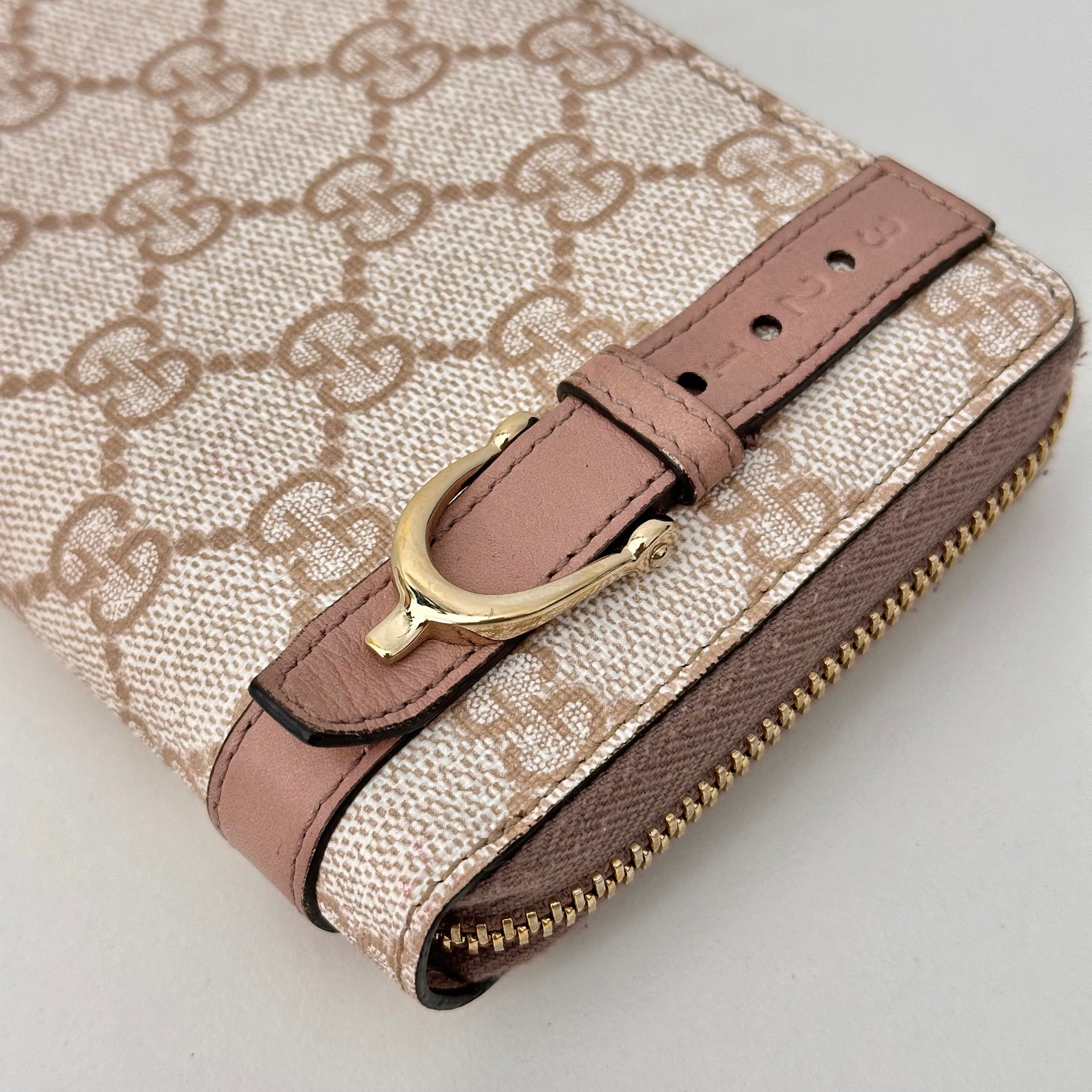 GG Zipped Wallet