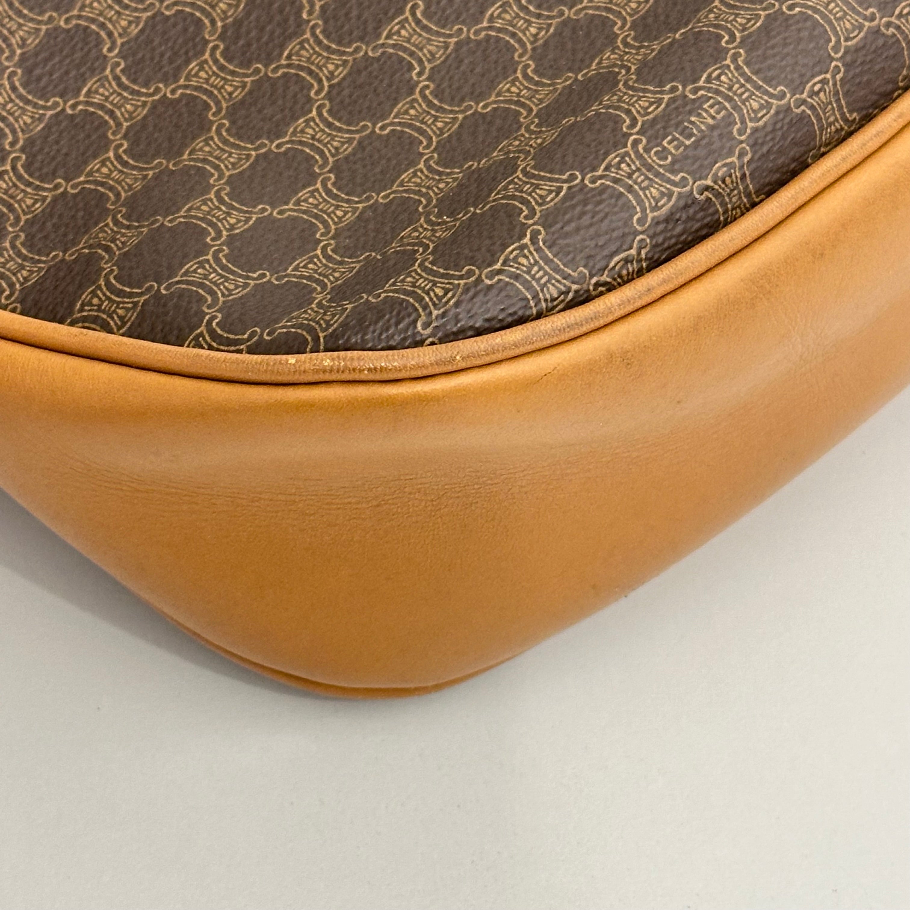 Macadam Crossbody