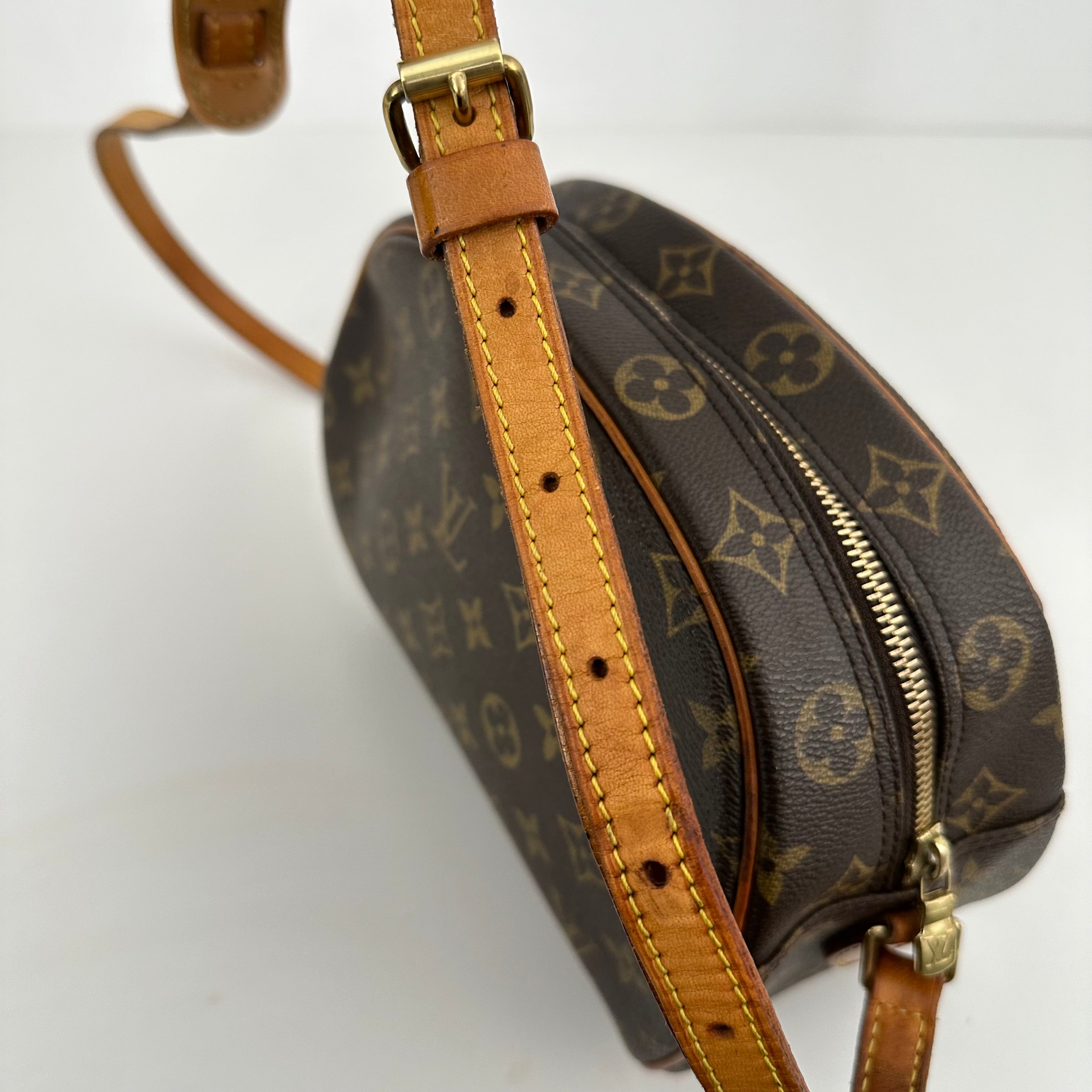 Monogram Blois