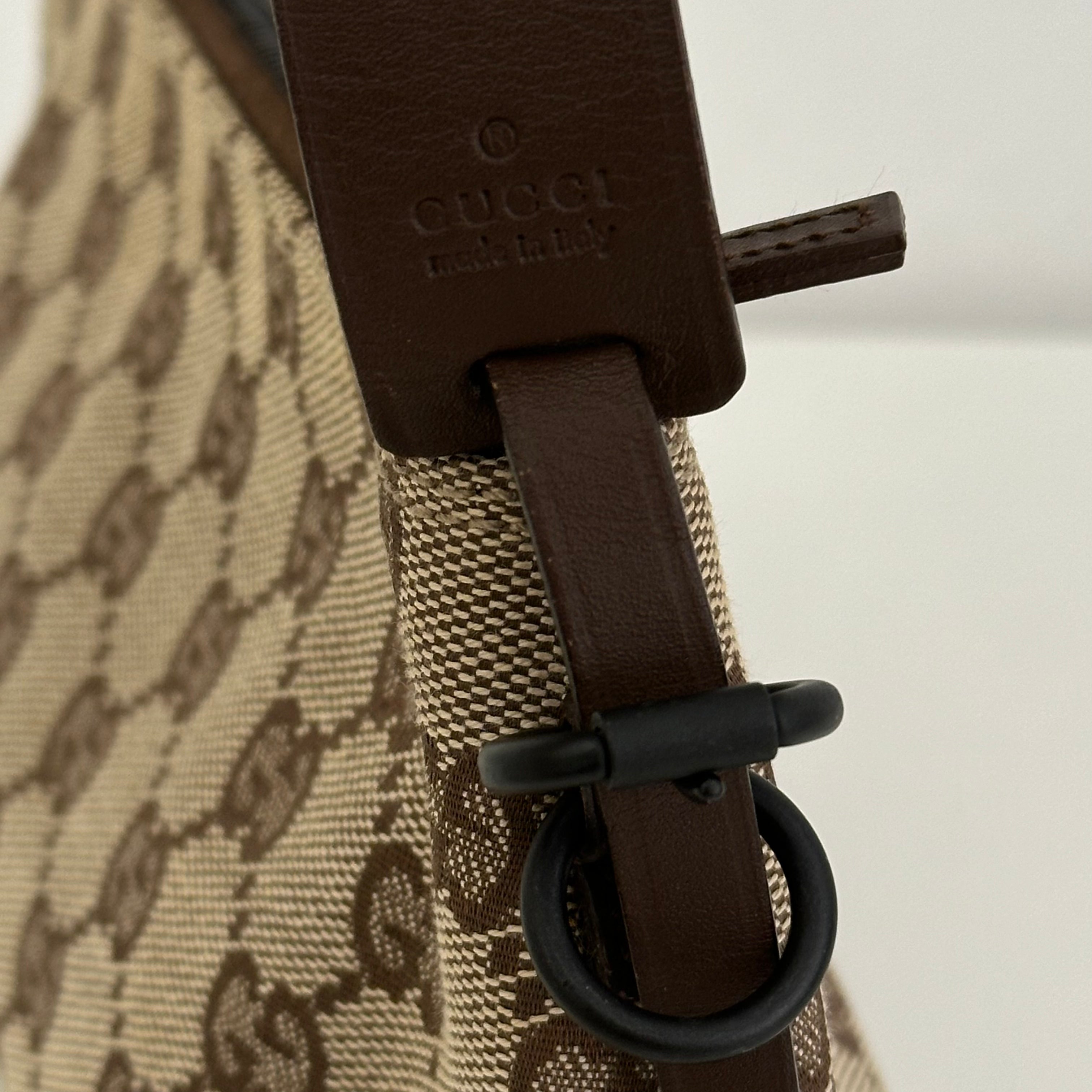 GG Web Pochette