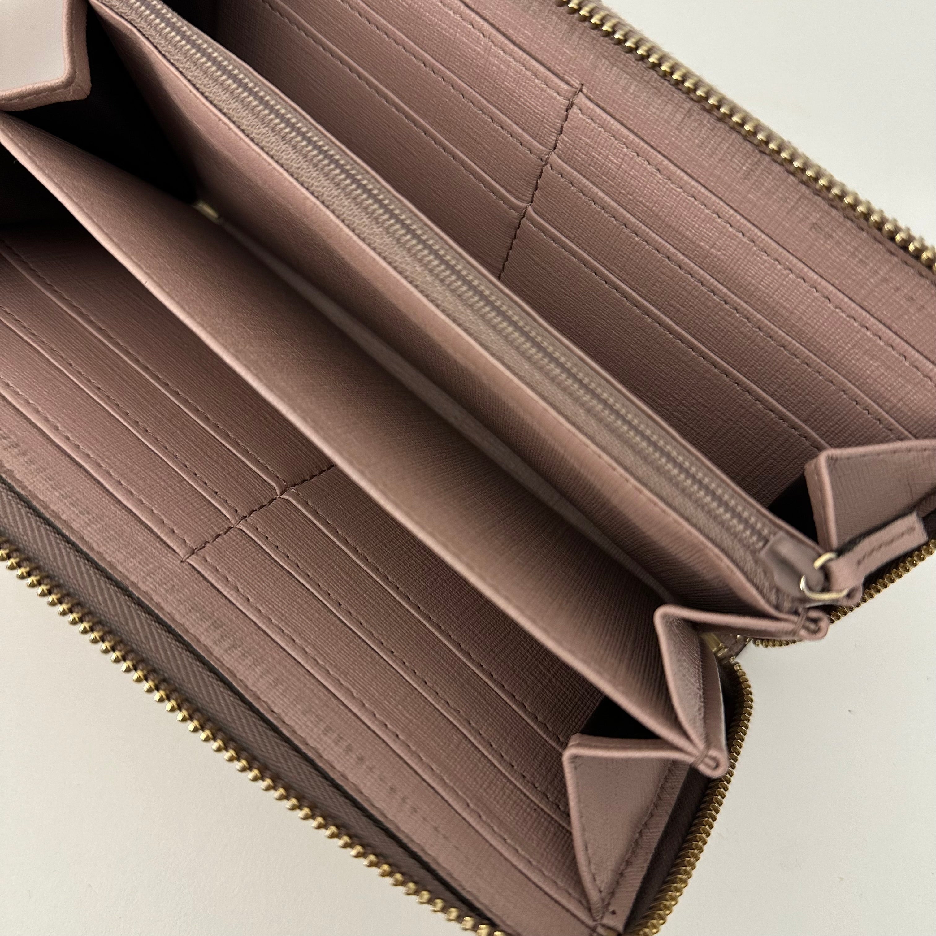 GG Zipped Wallet