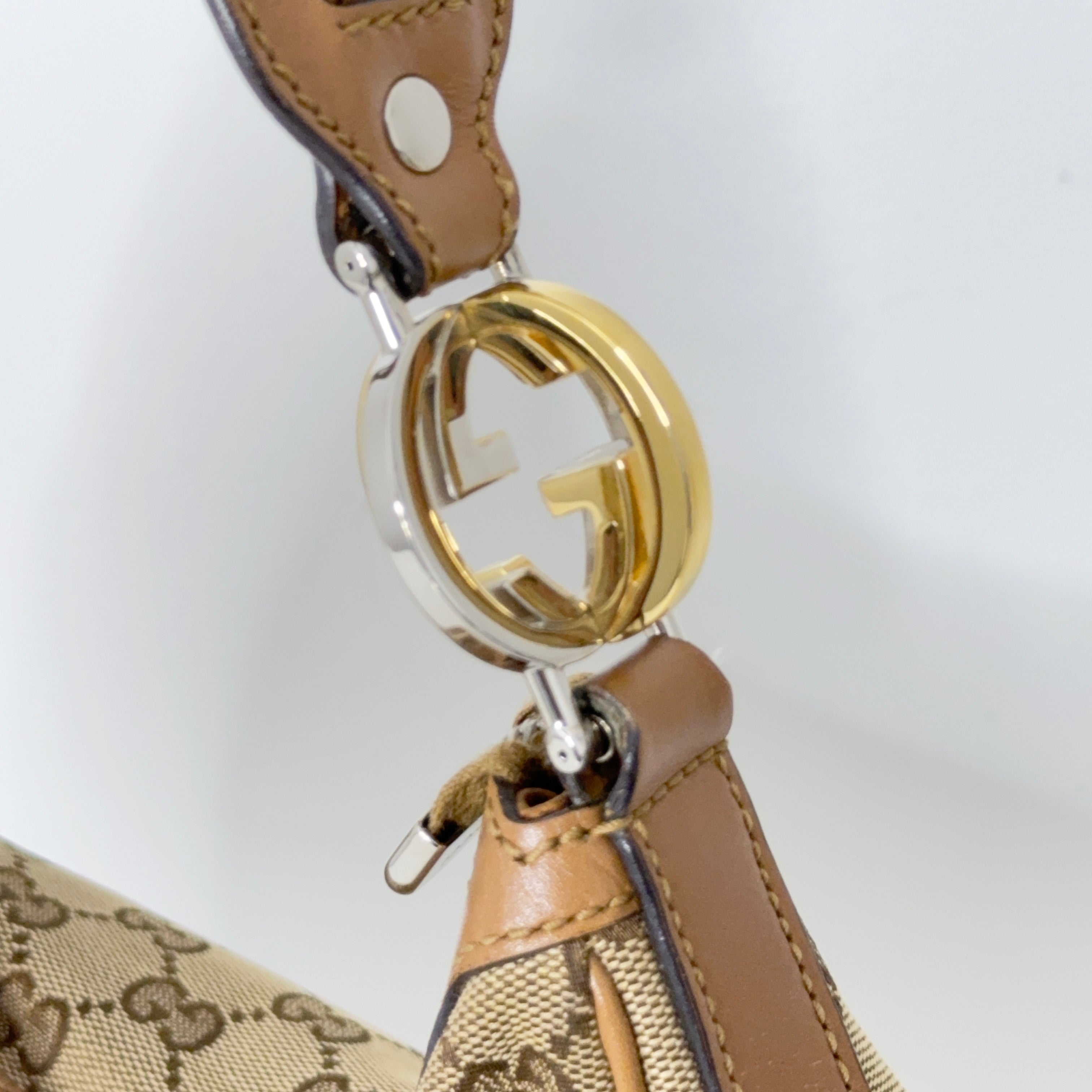 Interlocking G Hobo Bag