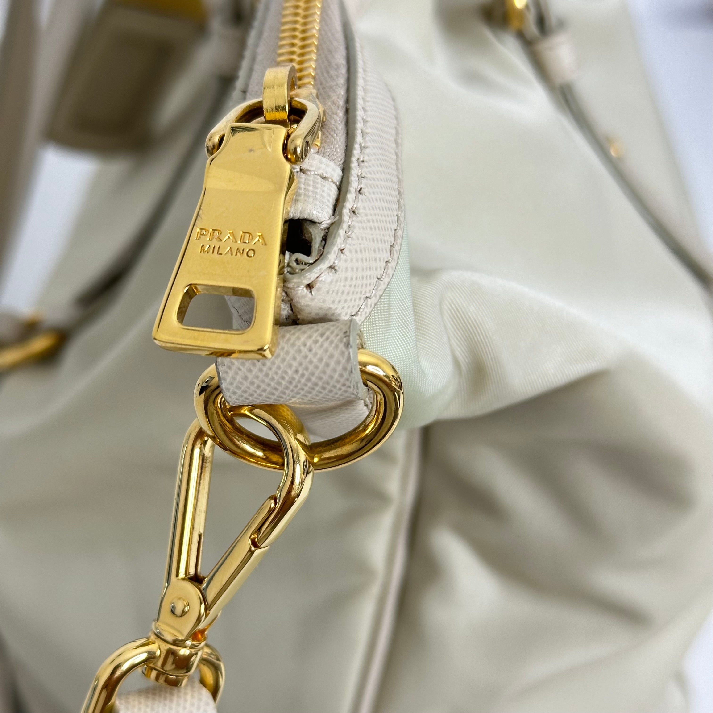 Ivory Nylon Tessuto Tote