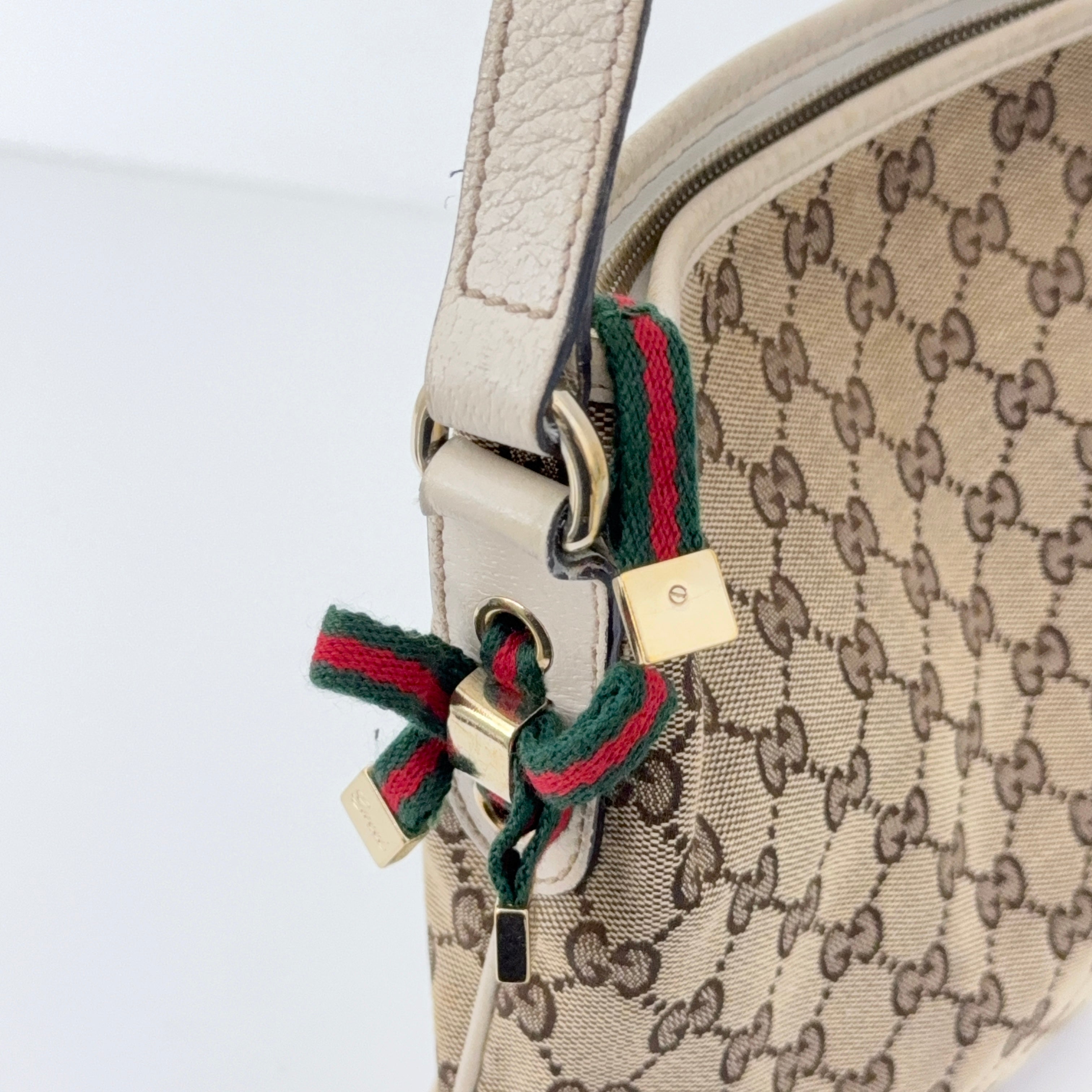 Sherry Line Crossbody