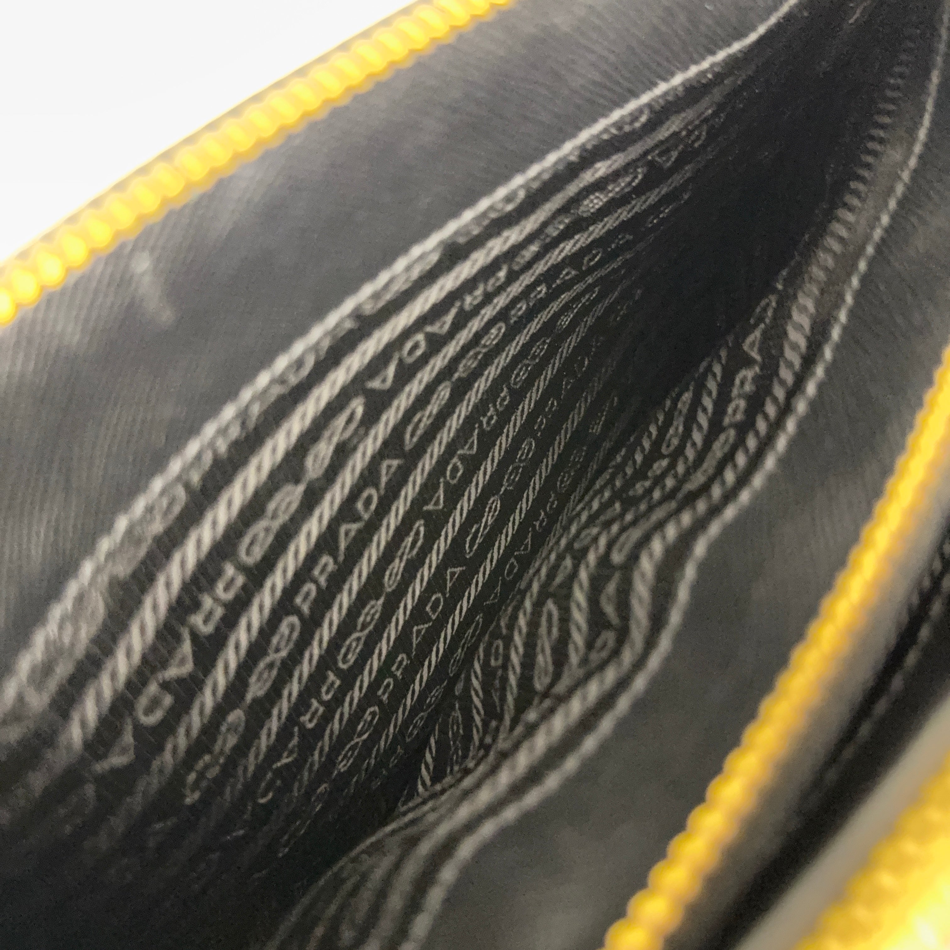 Medium Galleria Saffiano leather bag