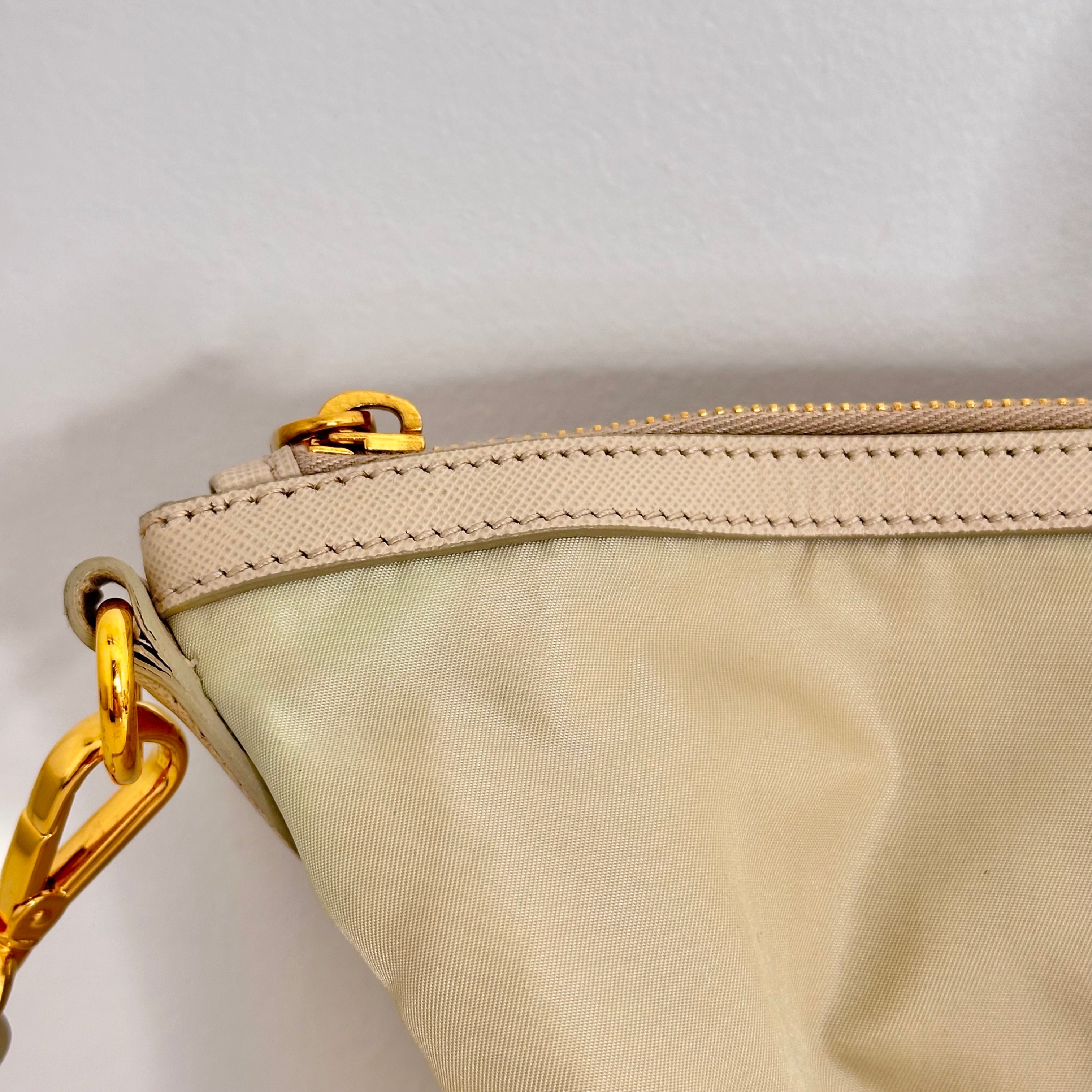 Ivory Nylon Tessuto Tote