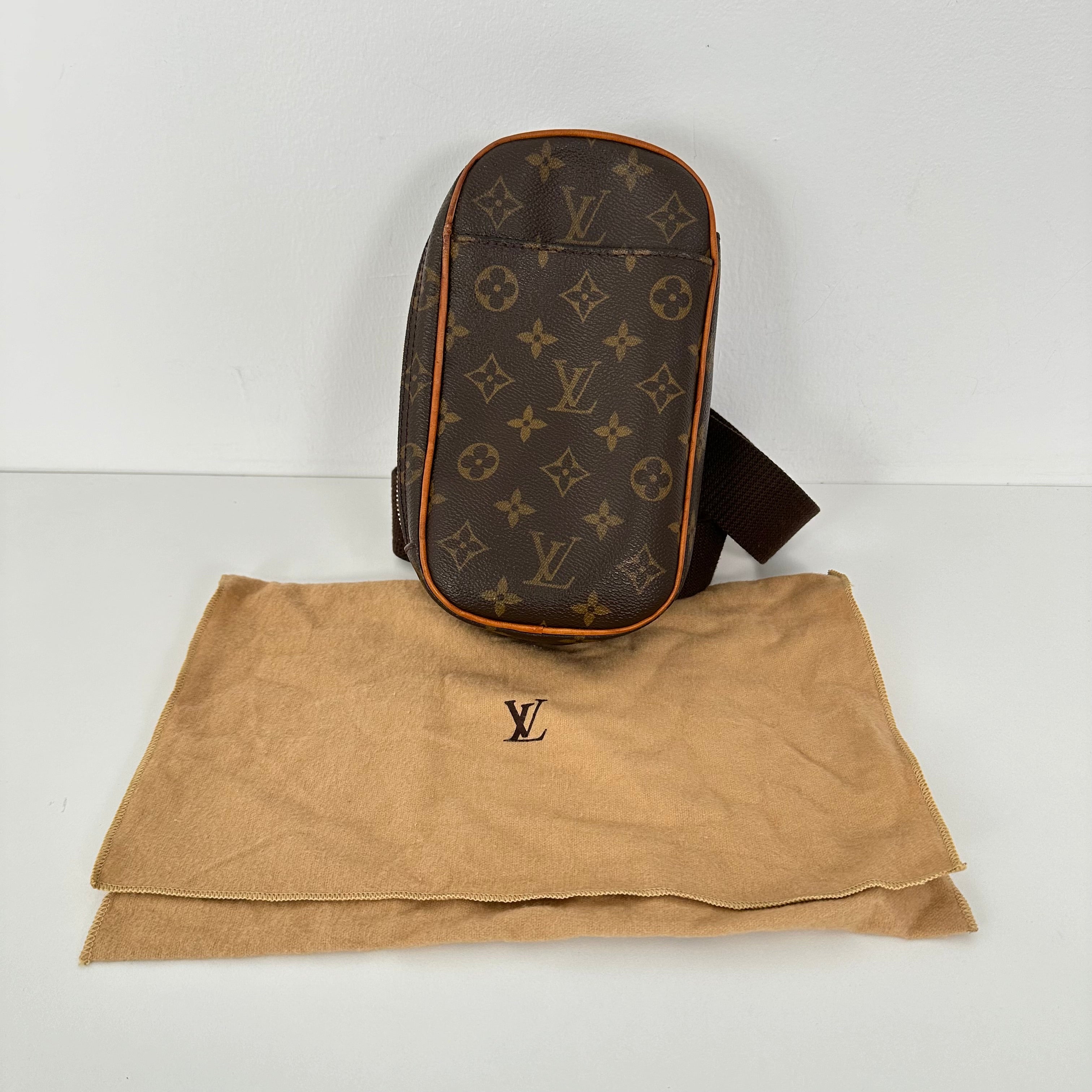 Monogram Pochette Gange