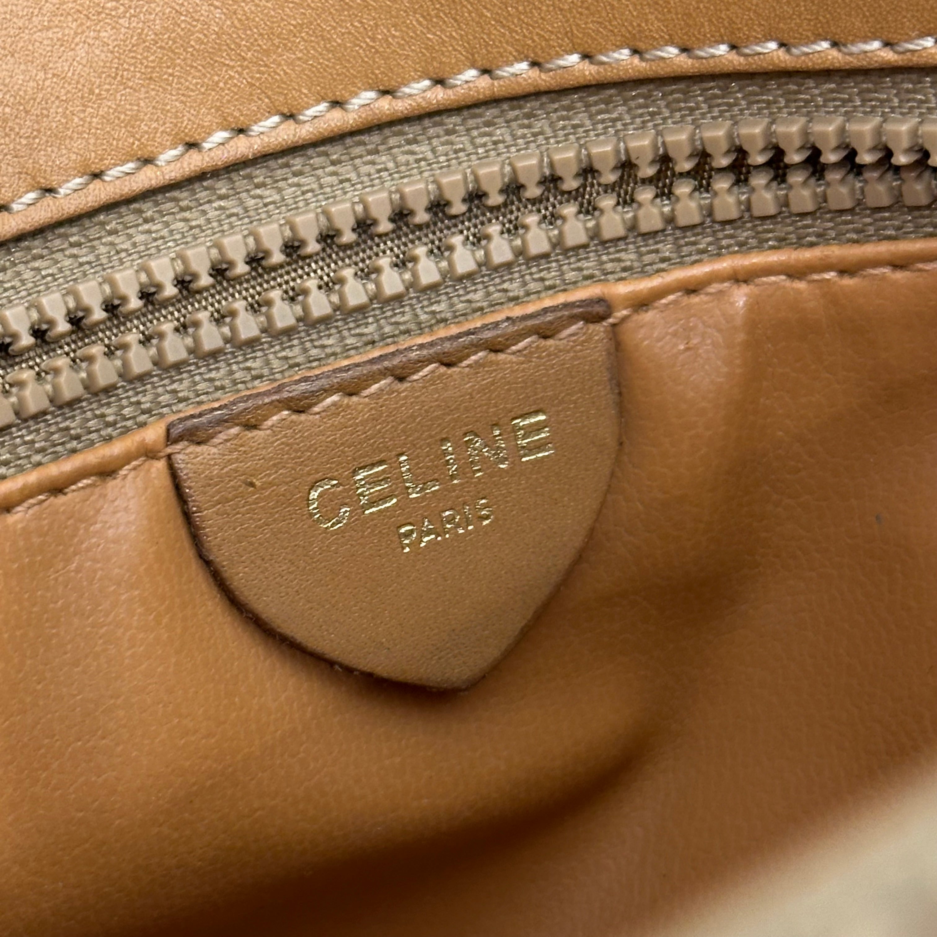 Macadam Crossbody