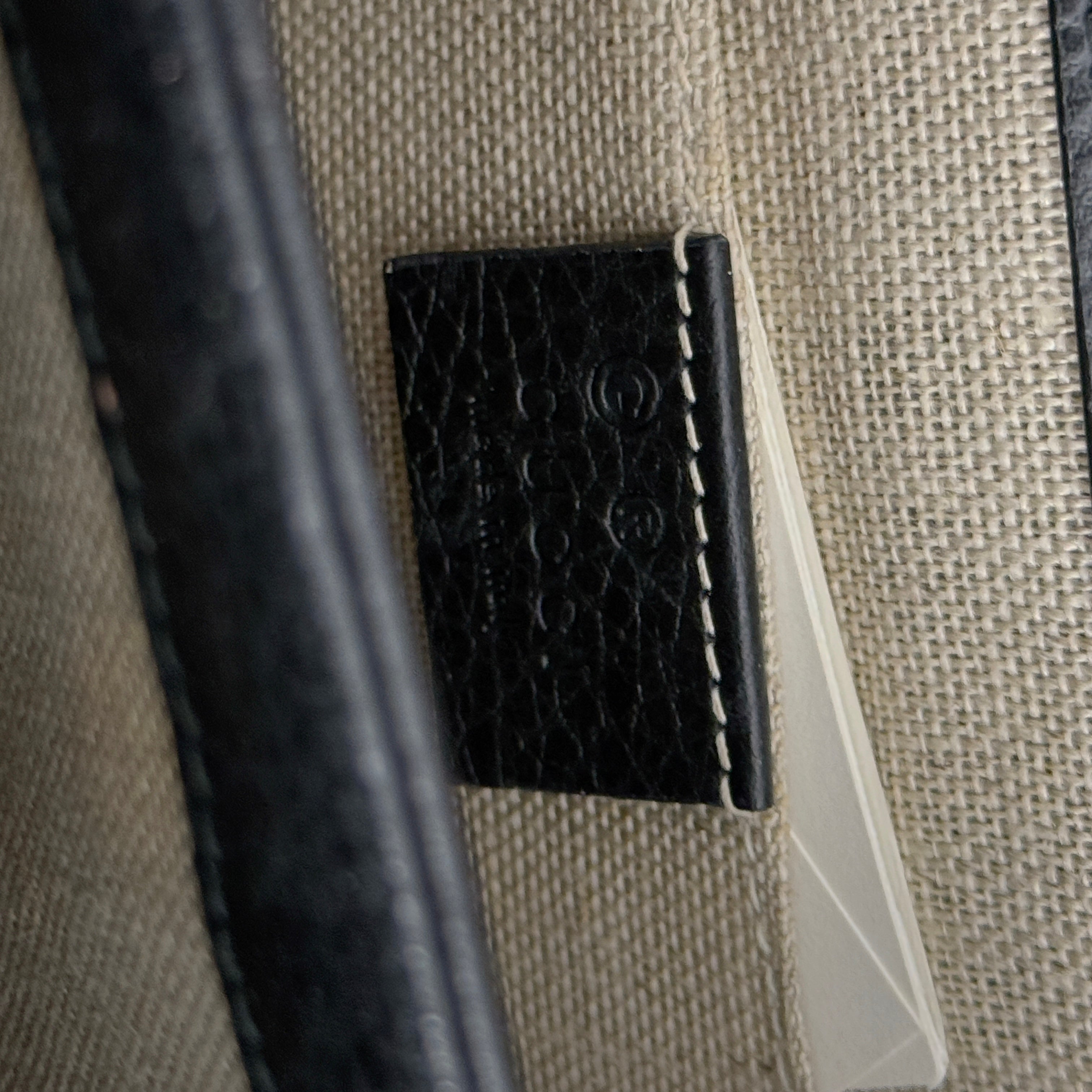 GG Interlocking Chain Bag