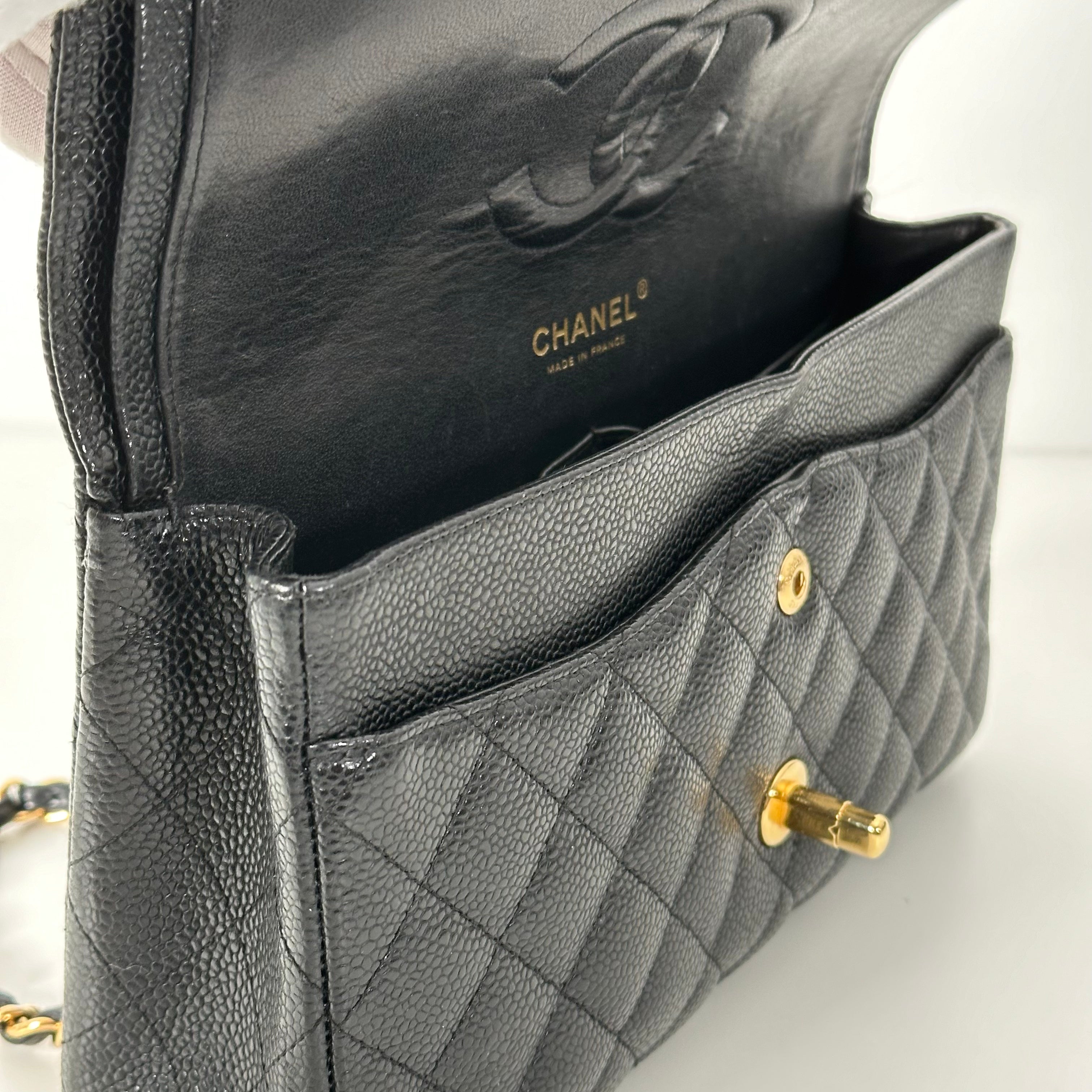 Black Caviar Medium Classic Double Flap