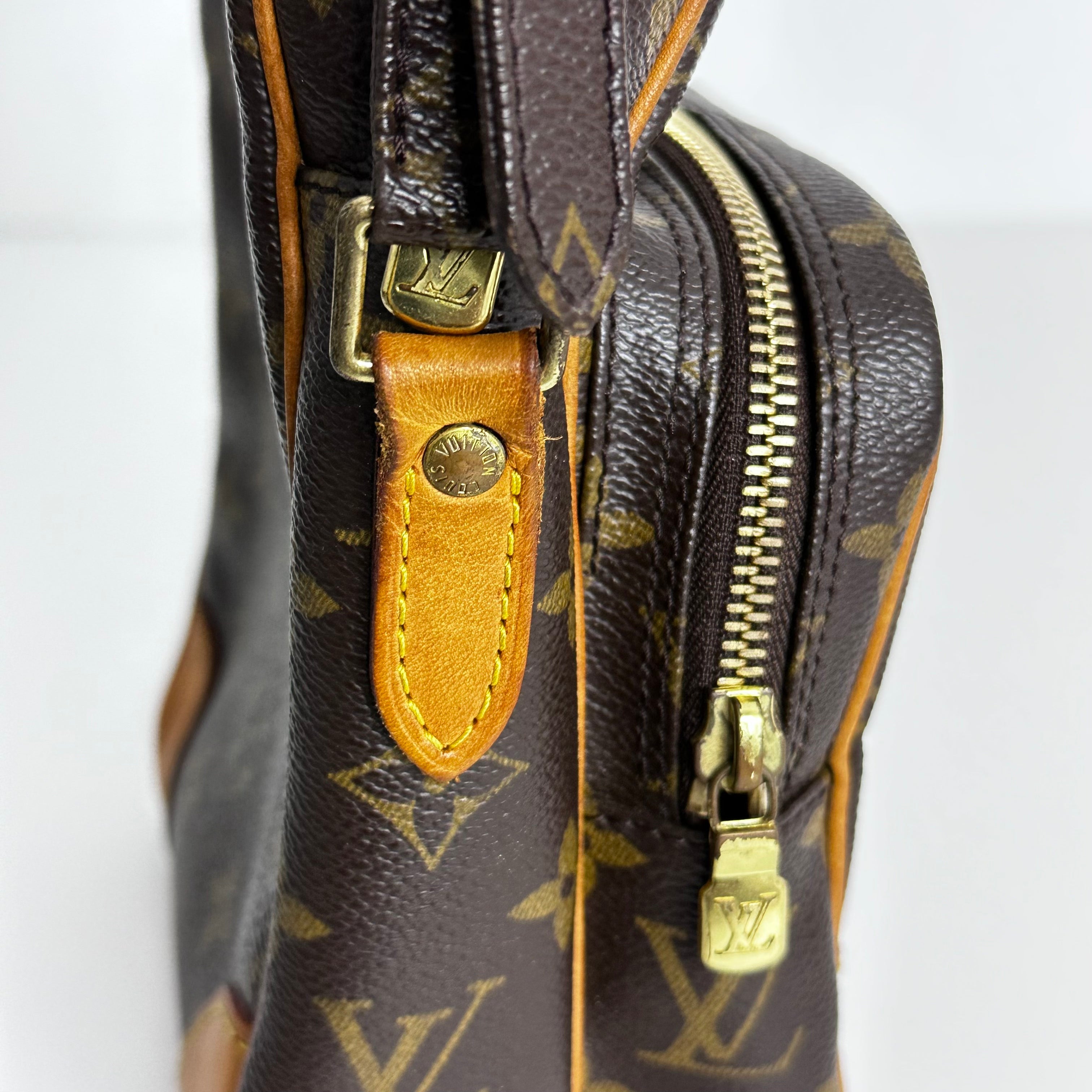 Monogram Amazone