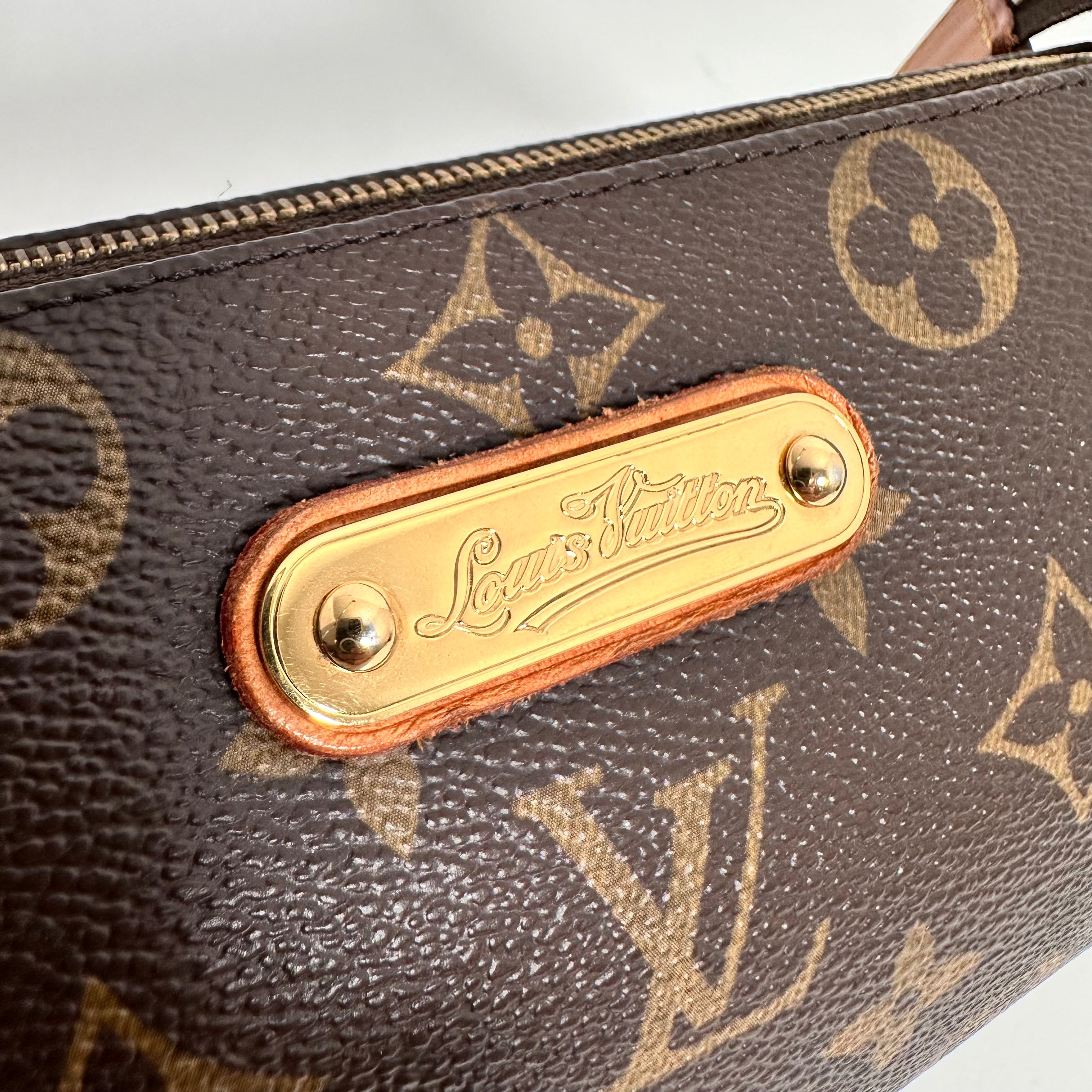 Eva Pochette Crossbody