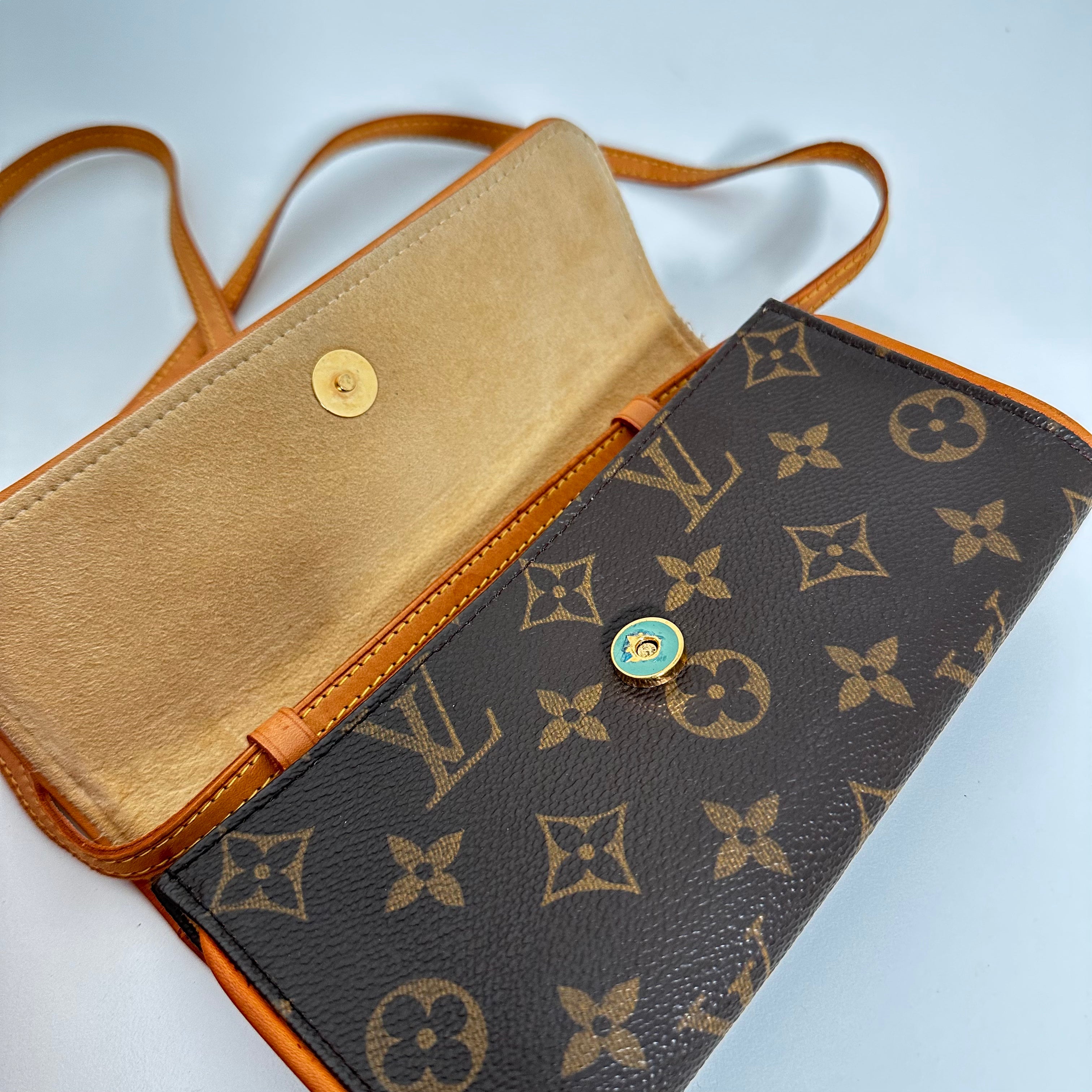 Monogram Pochette Twin PM