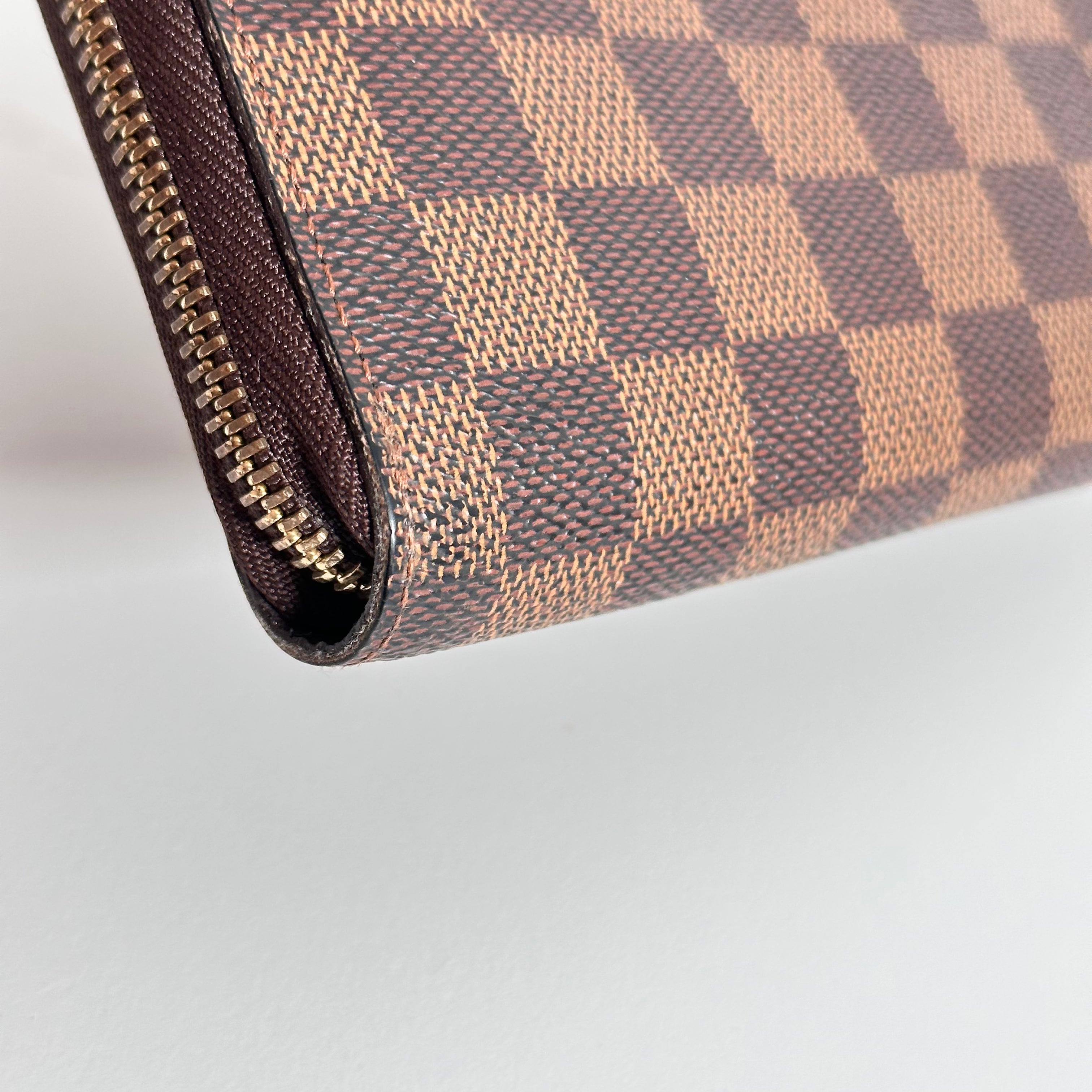 Zippy Organizer Wallet