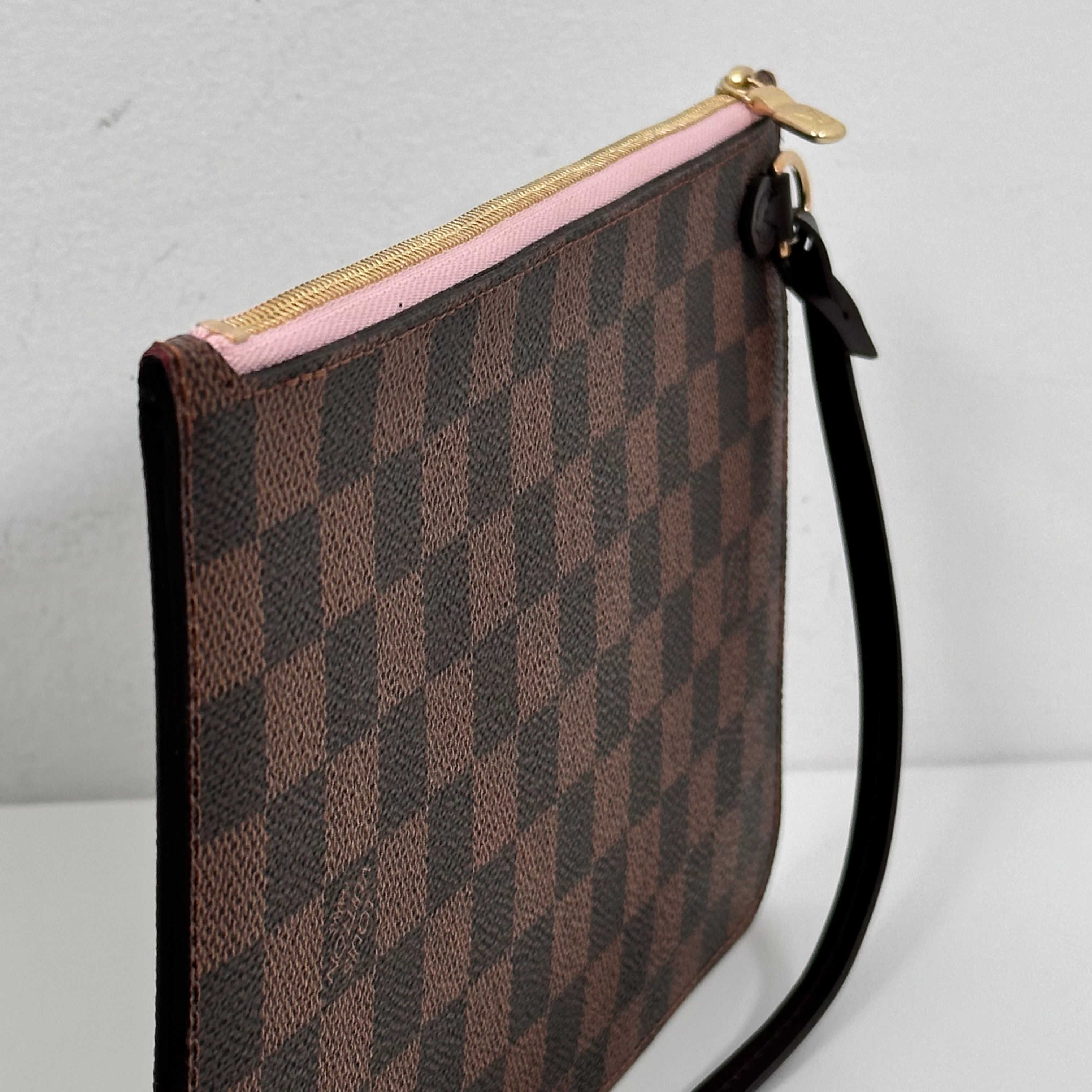 Damier Ebene Neverfull MM Rose Ballerine