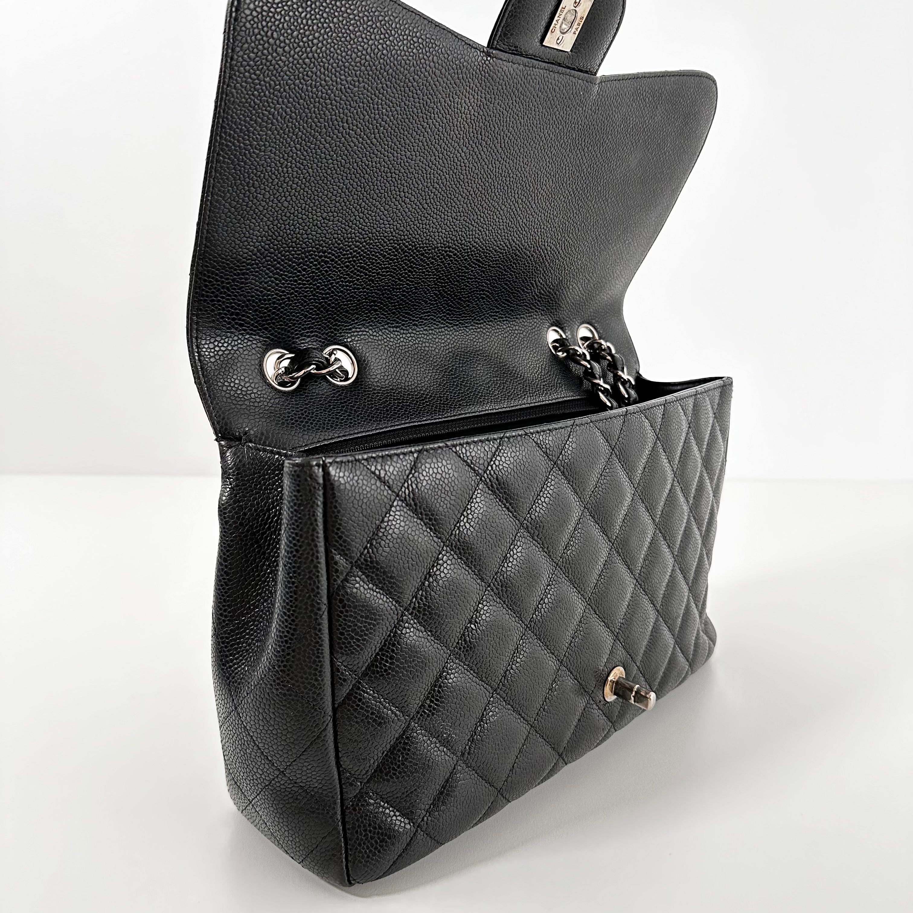Black Caviar Jumbo Single Flap