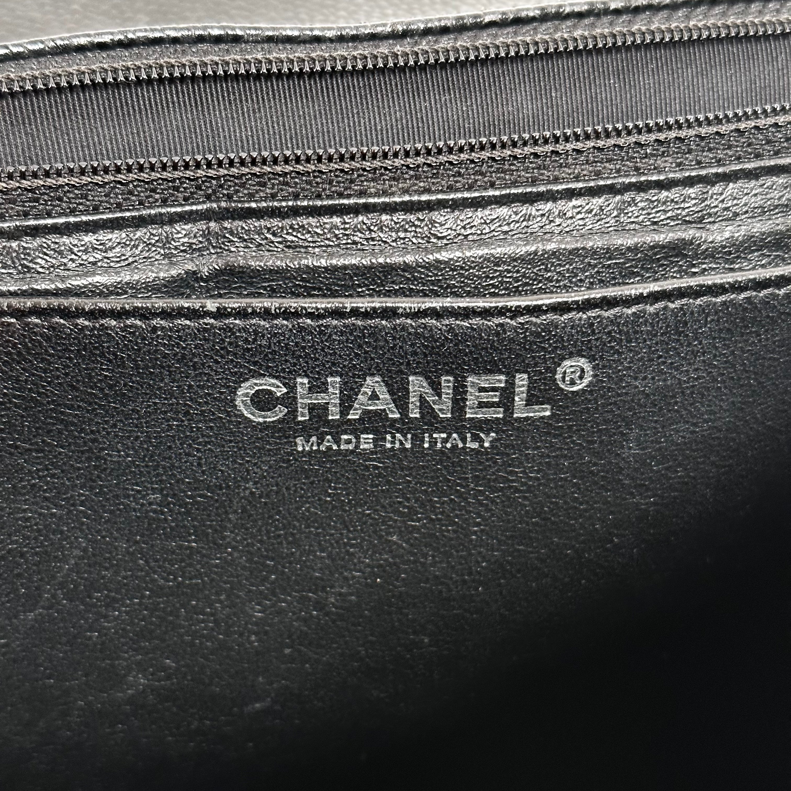 Black Caviar Jumbo Single Flap