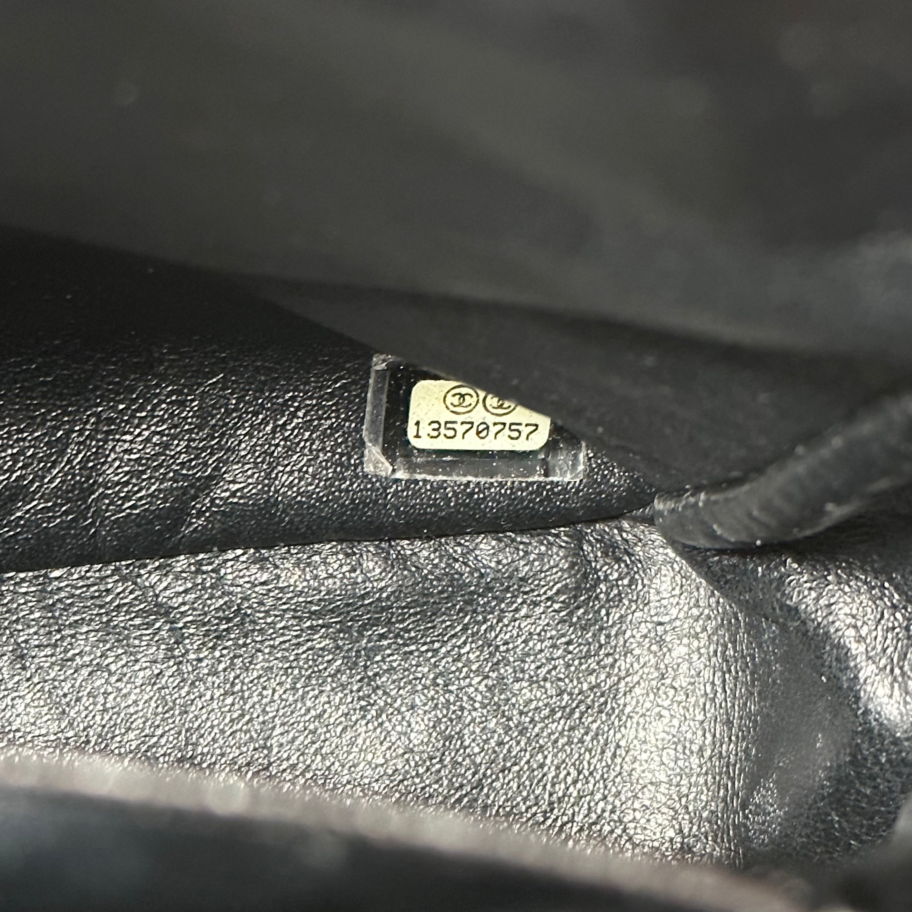 Black Caviar Jumbo Single Flap