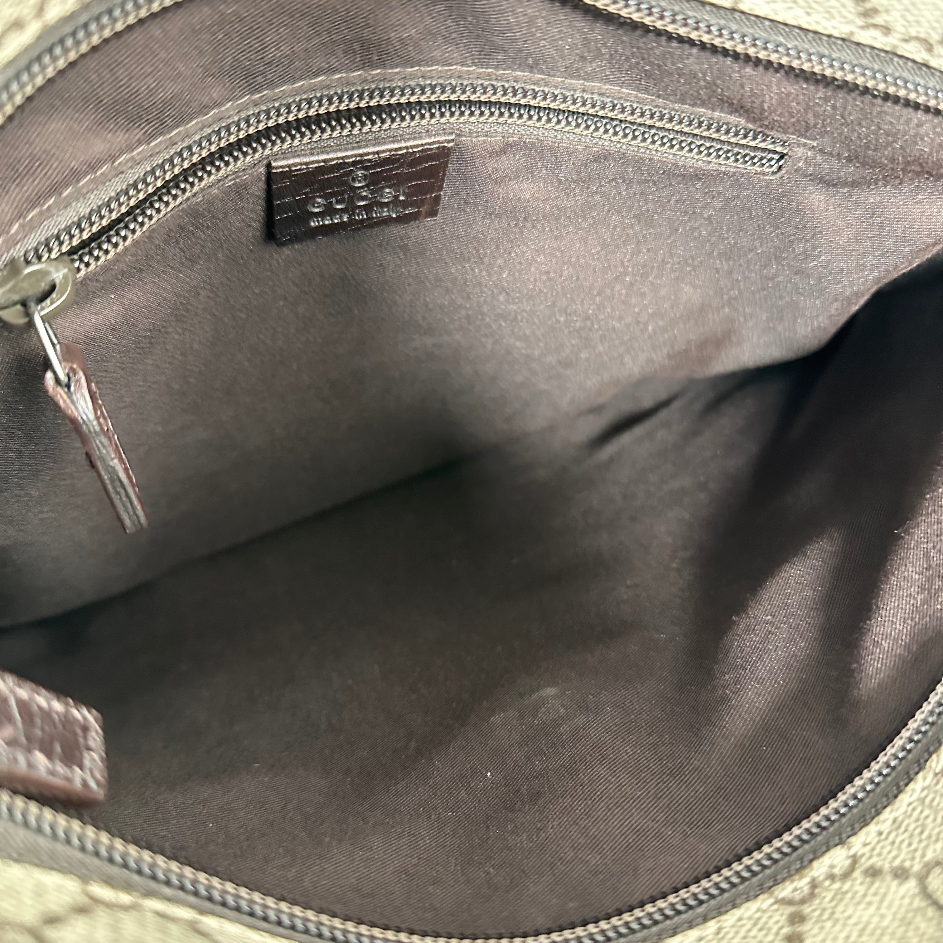 GG Supreme Messenger Bag