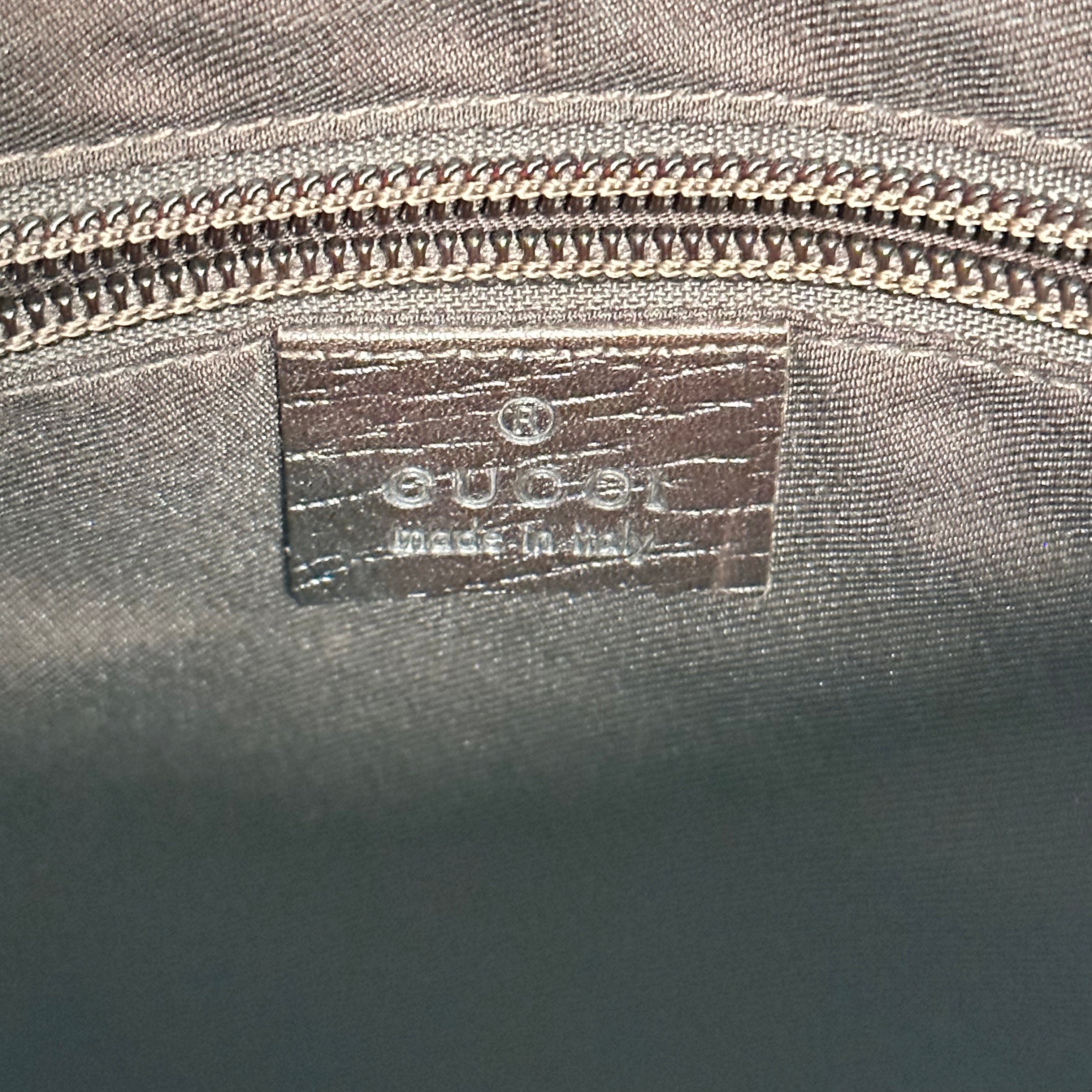 GG Supreme Messenger Bag