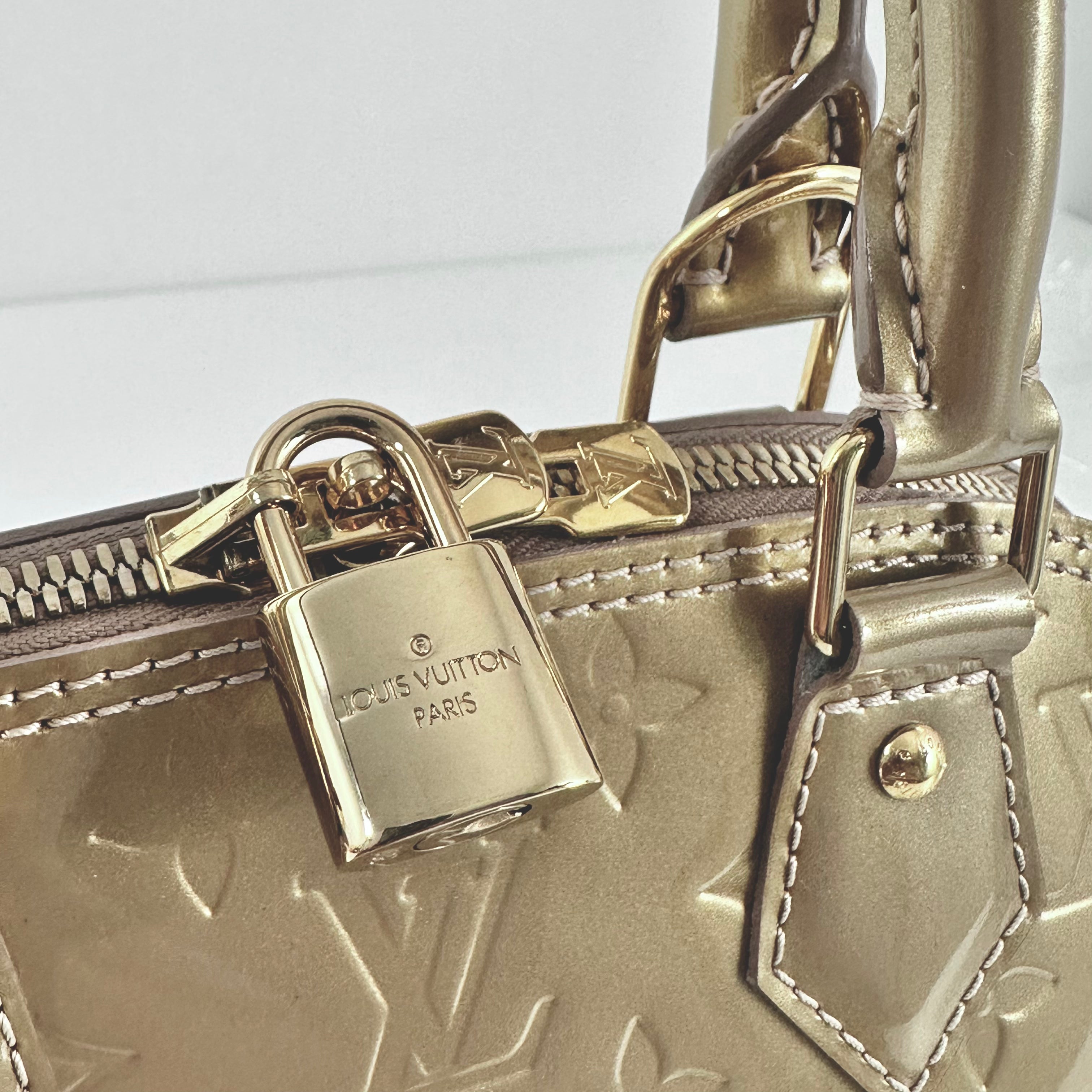 Monogram Vernis Alma BB