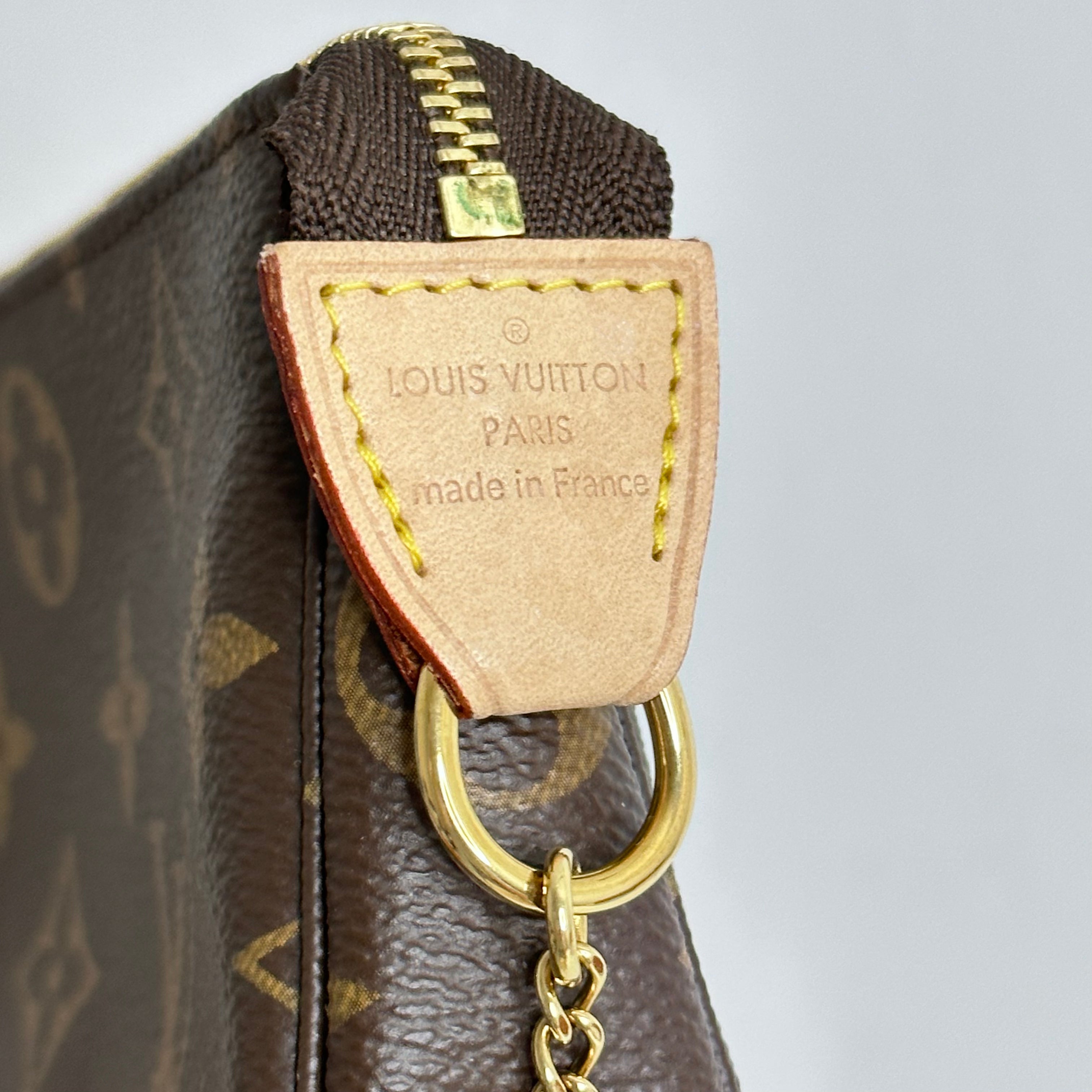 Monogram Mini Pochette Accessoires
