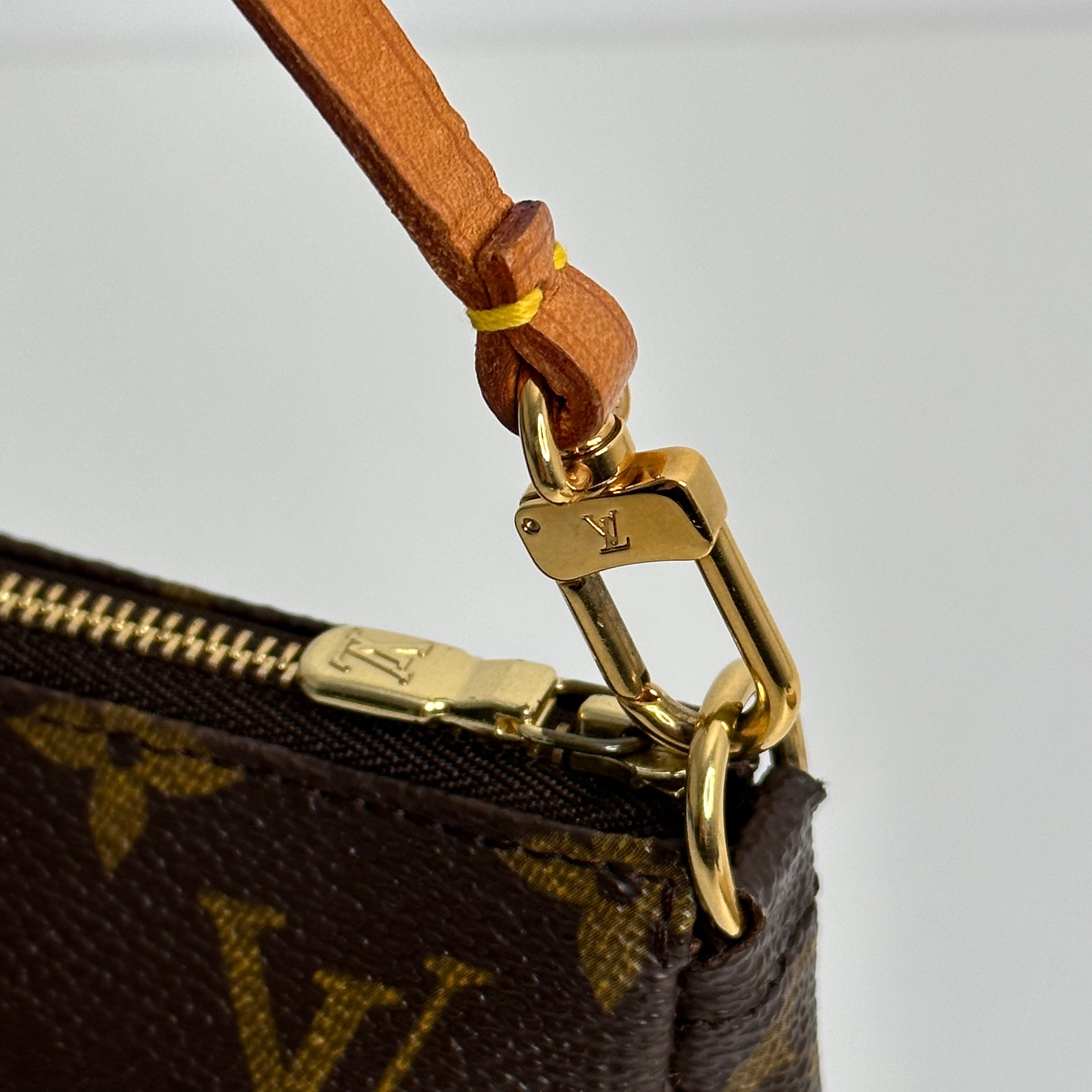 Pochette Accessoires
