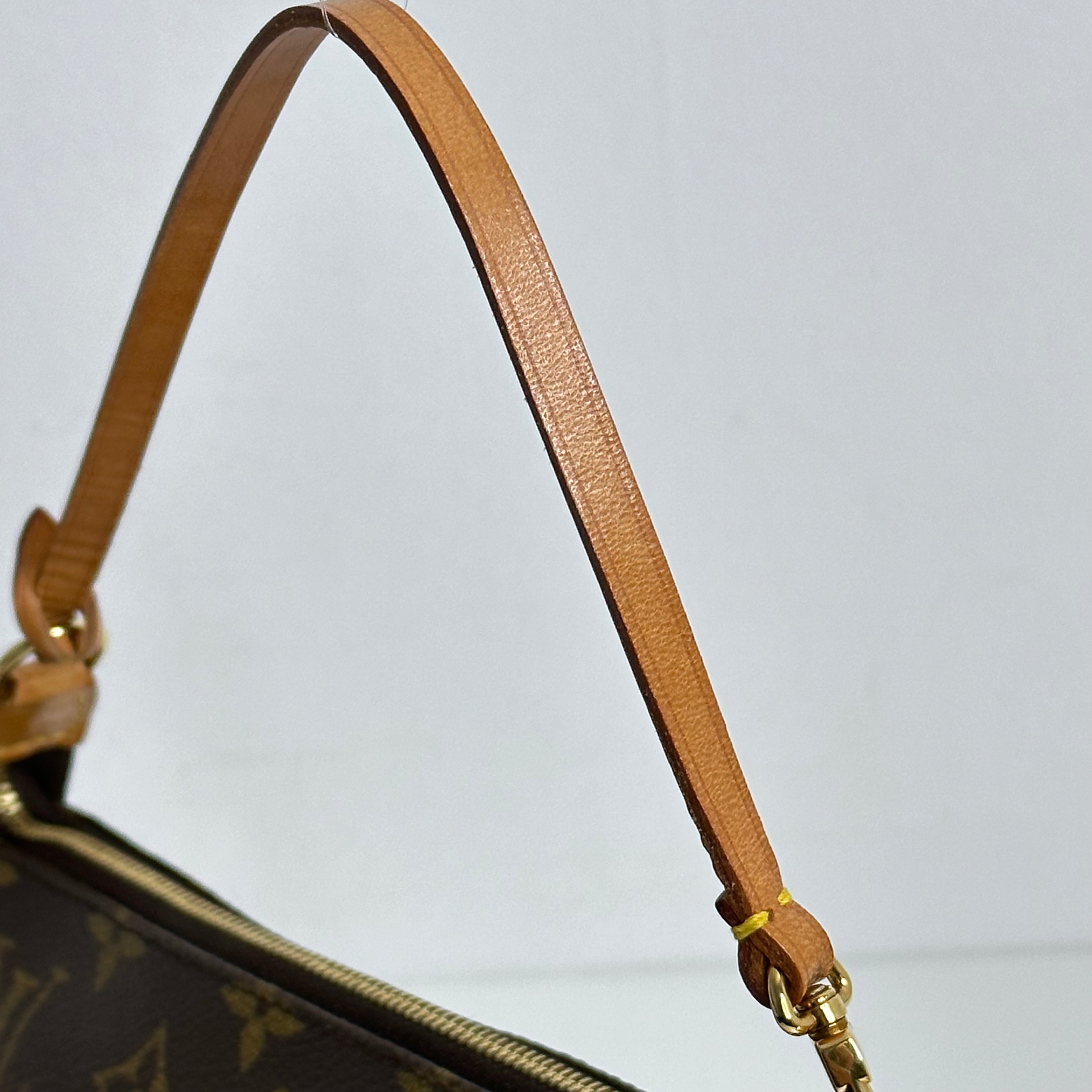 Pochette Accessoires