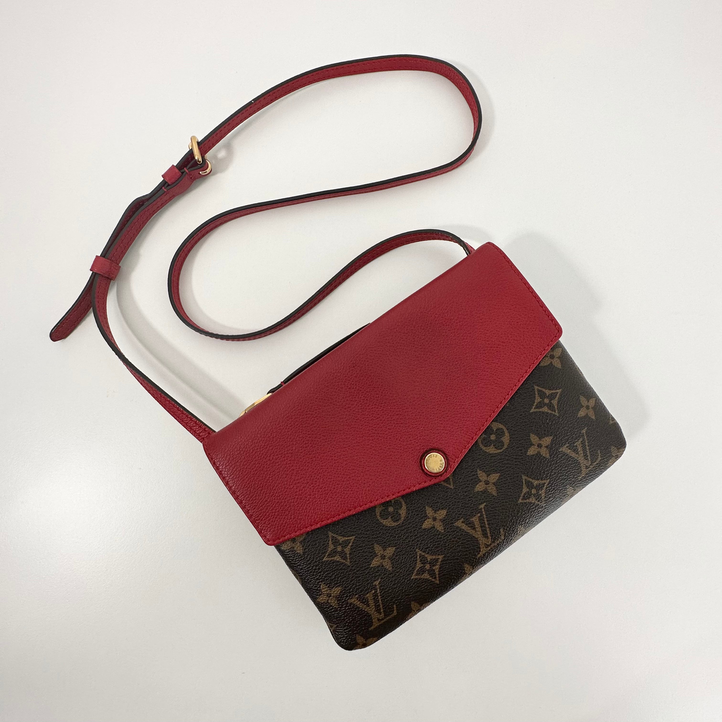 Monogram Twinset