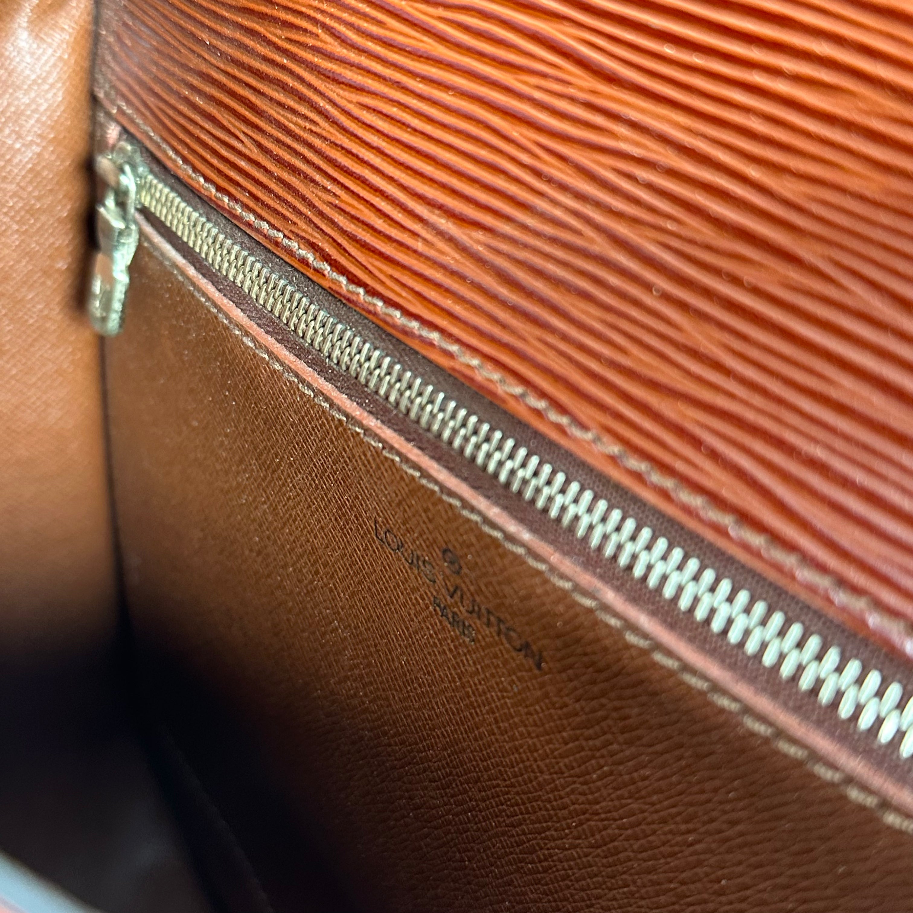 Brown Epi Saint Cloud GM