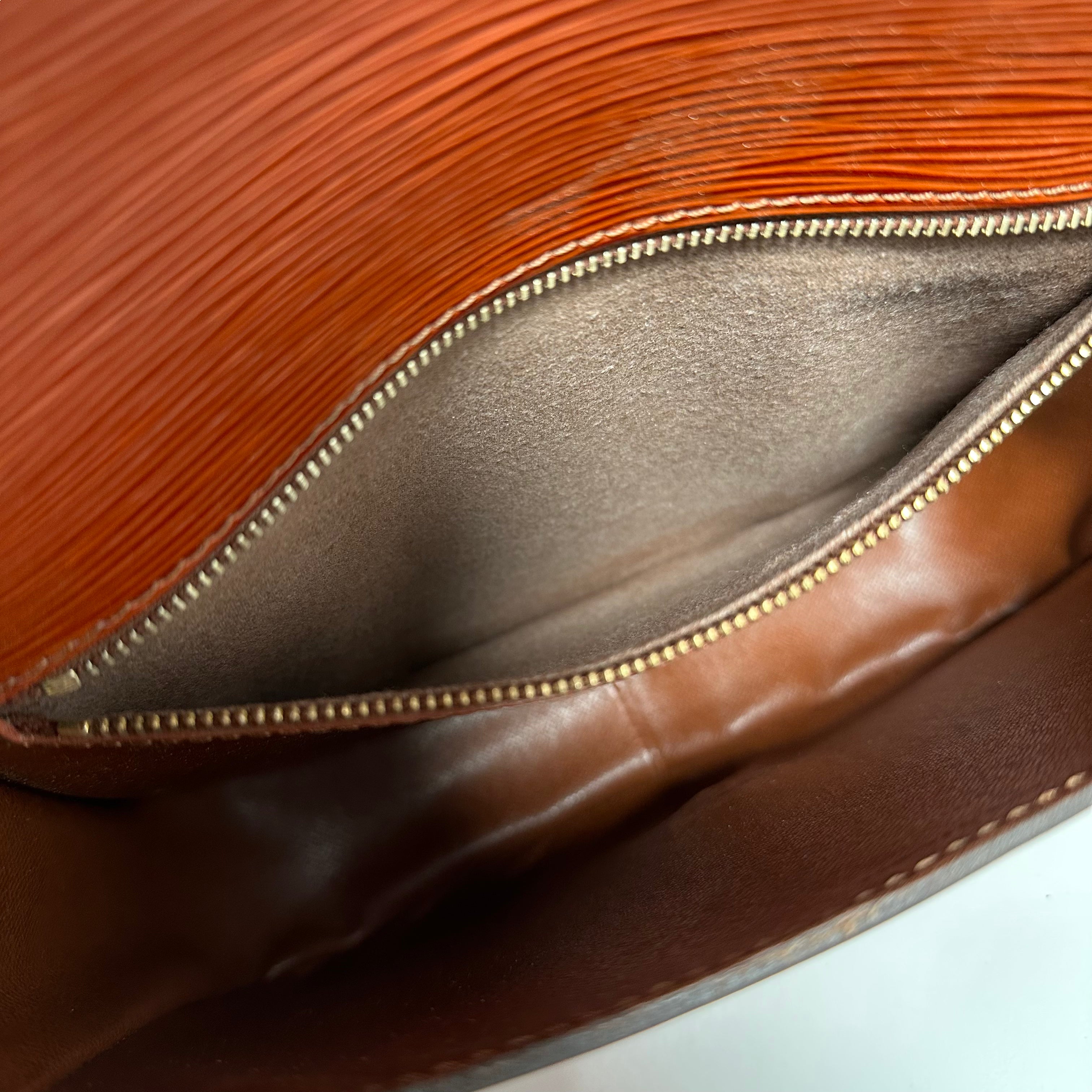 Brown Epi Saint Cloud GM