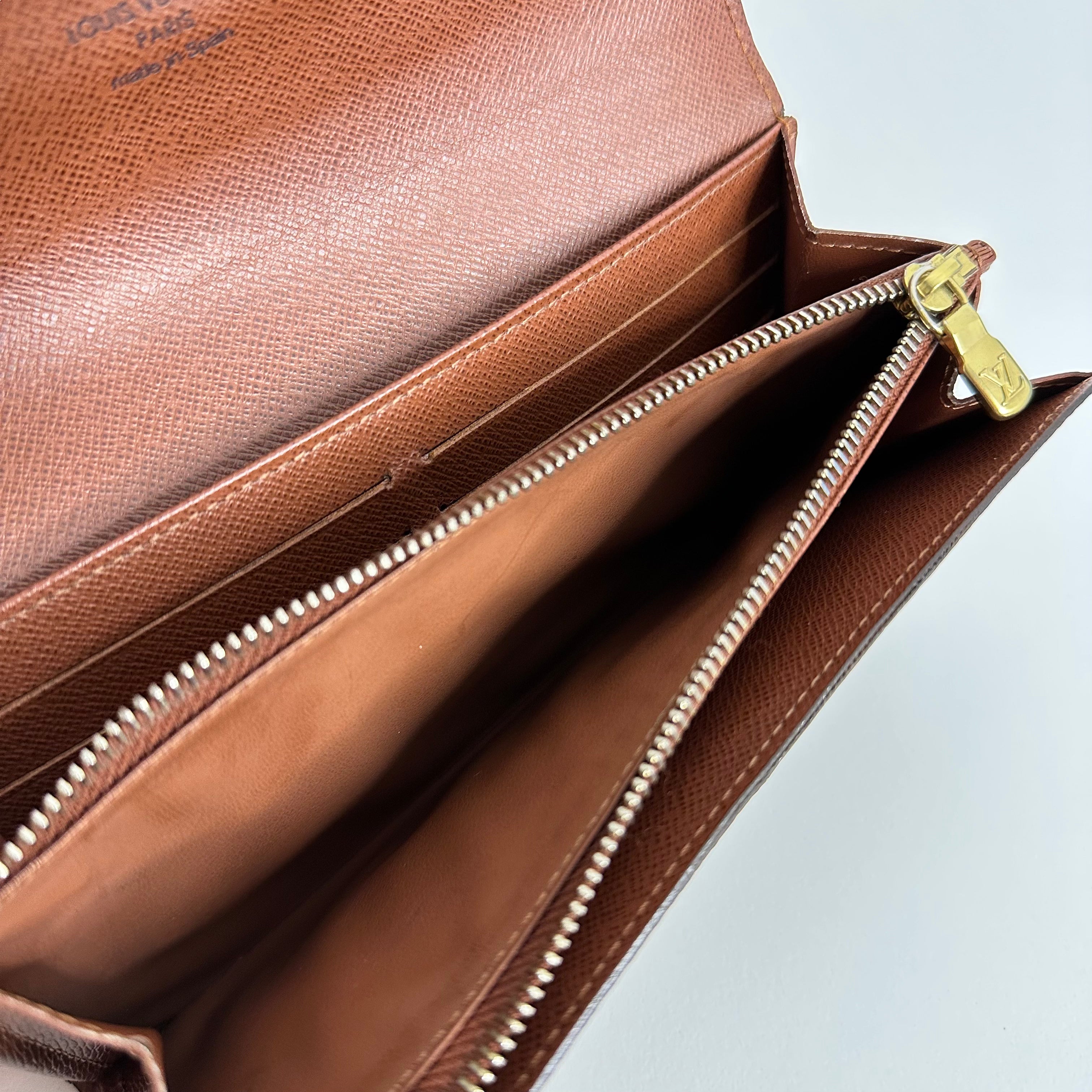 Monogram Wallet w/ Chain