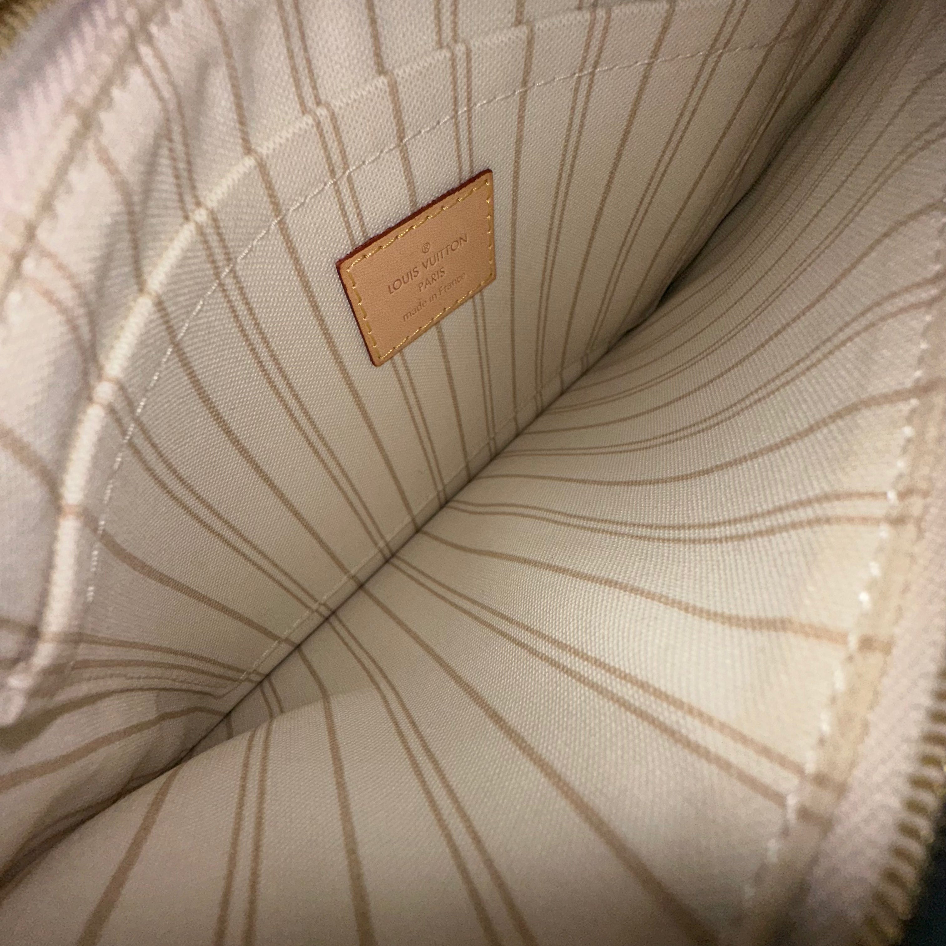 Damier Azur Neverfull Pouch