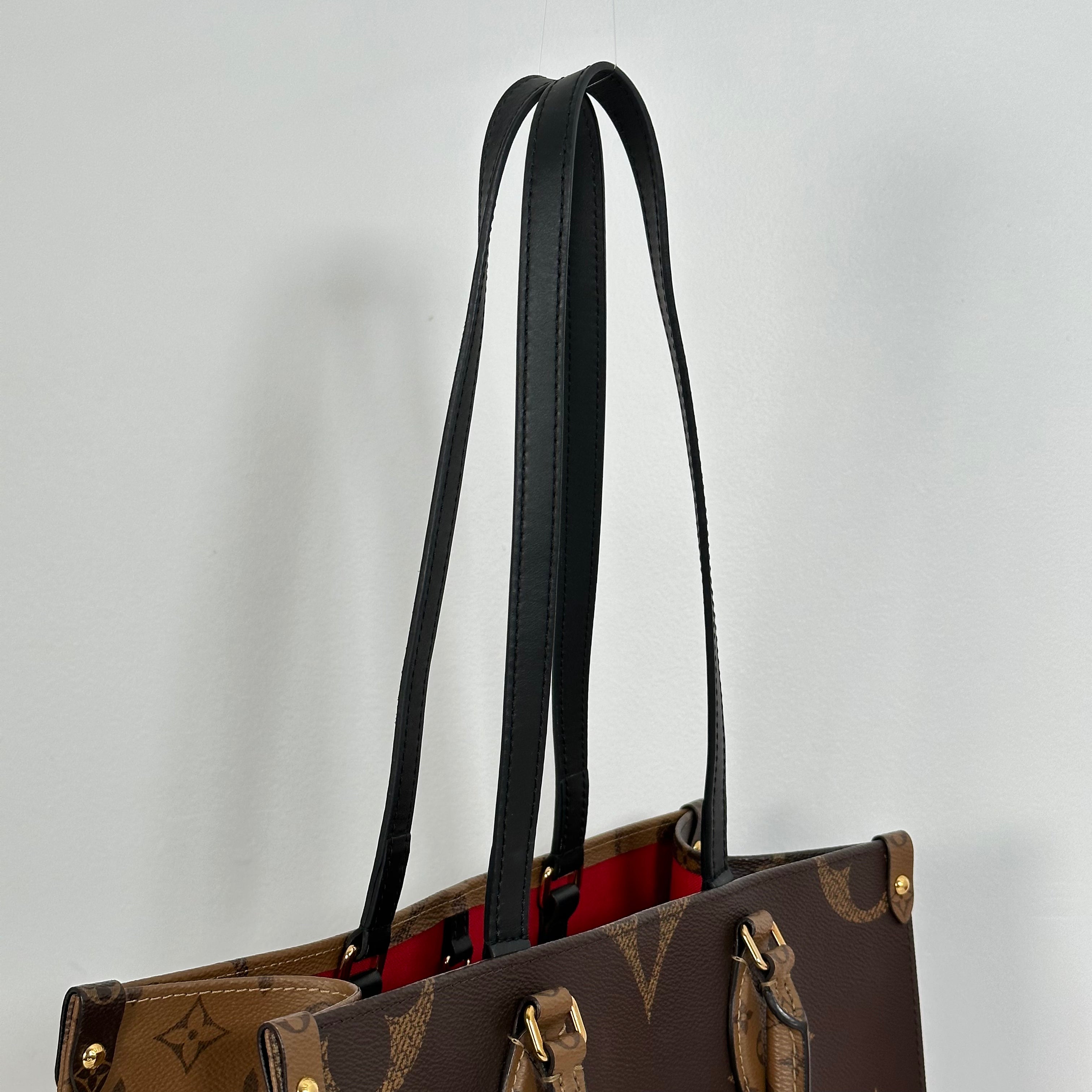 Reverse Monogram On The Go MM