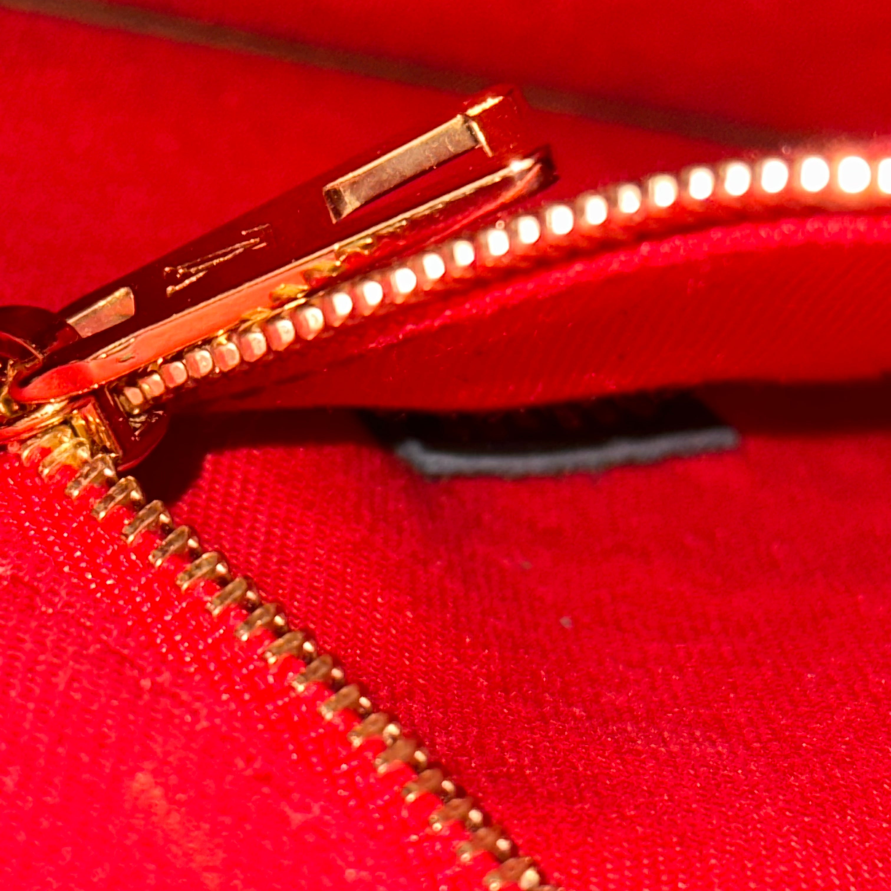 Reverse Monogram On The Go MM