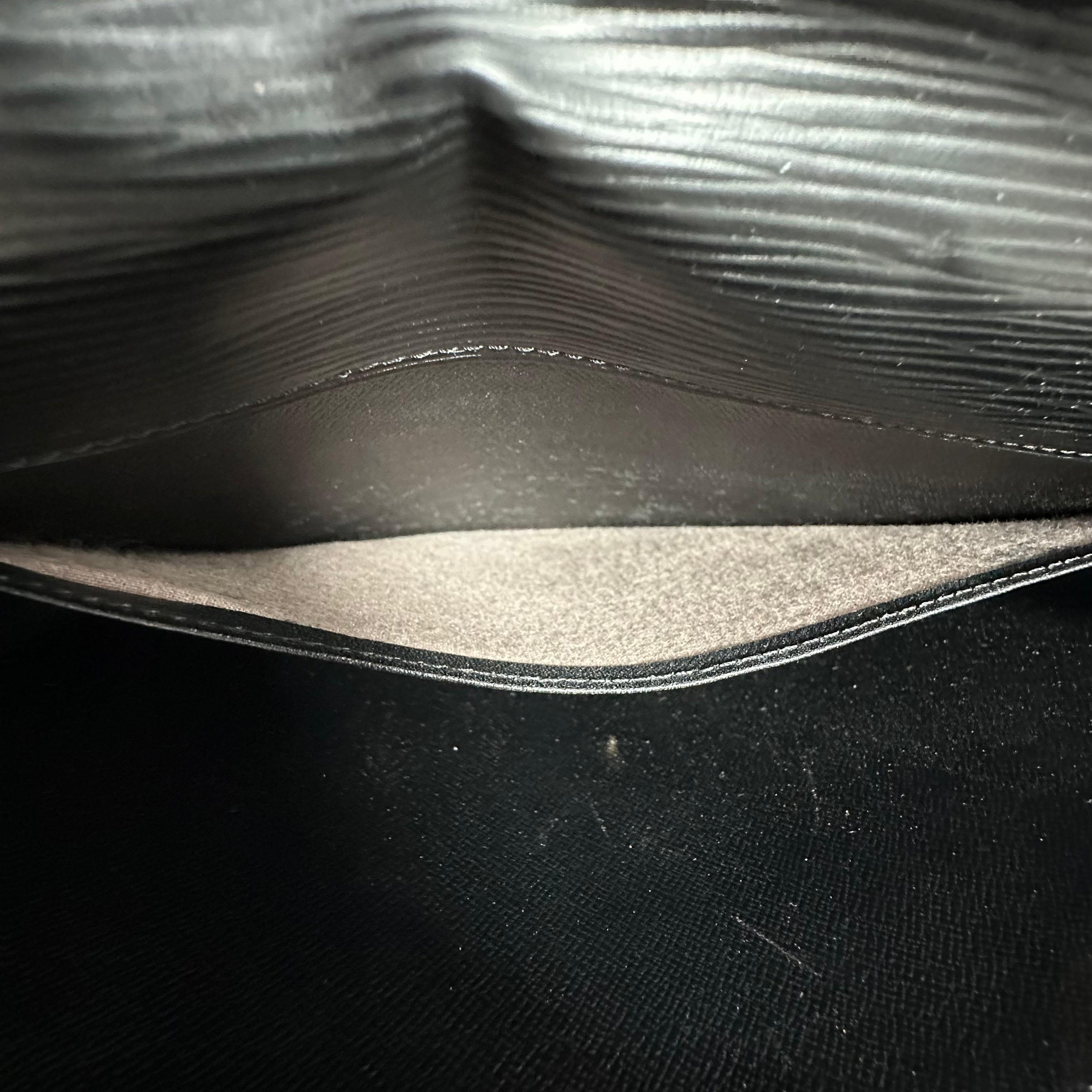 Epi Noir Lena Envelope Clutch