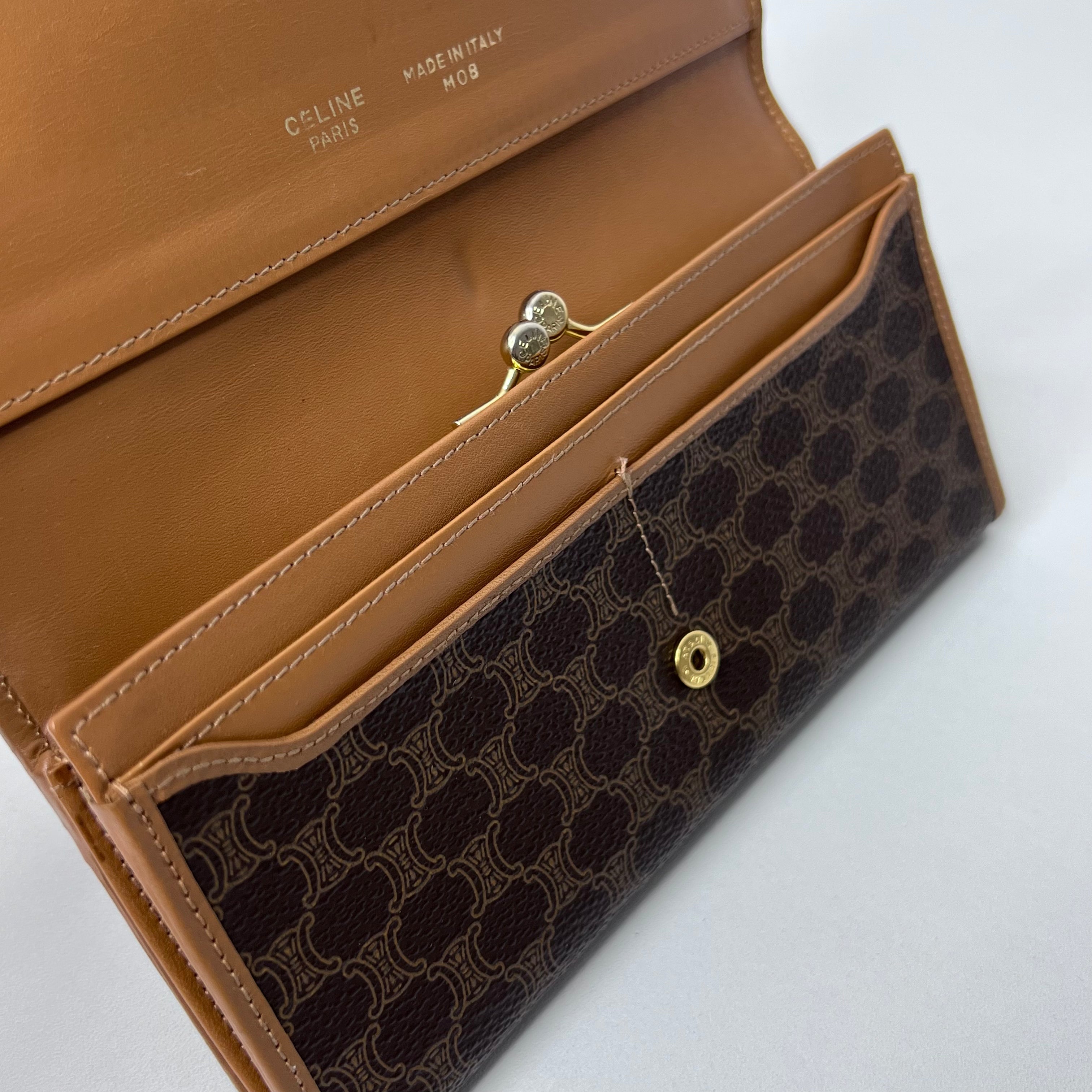 Vintage Triomphe Long Wallet