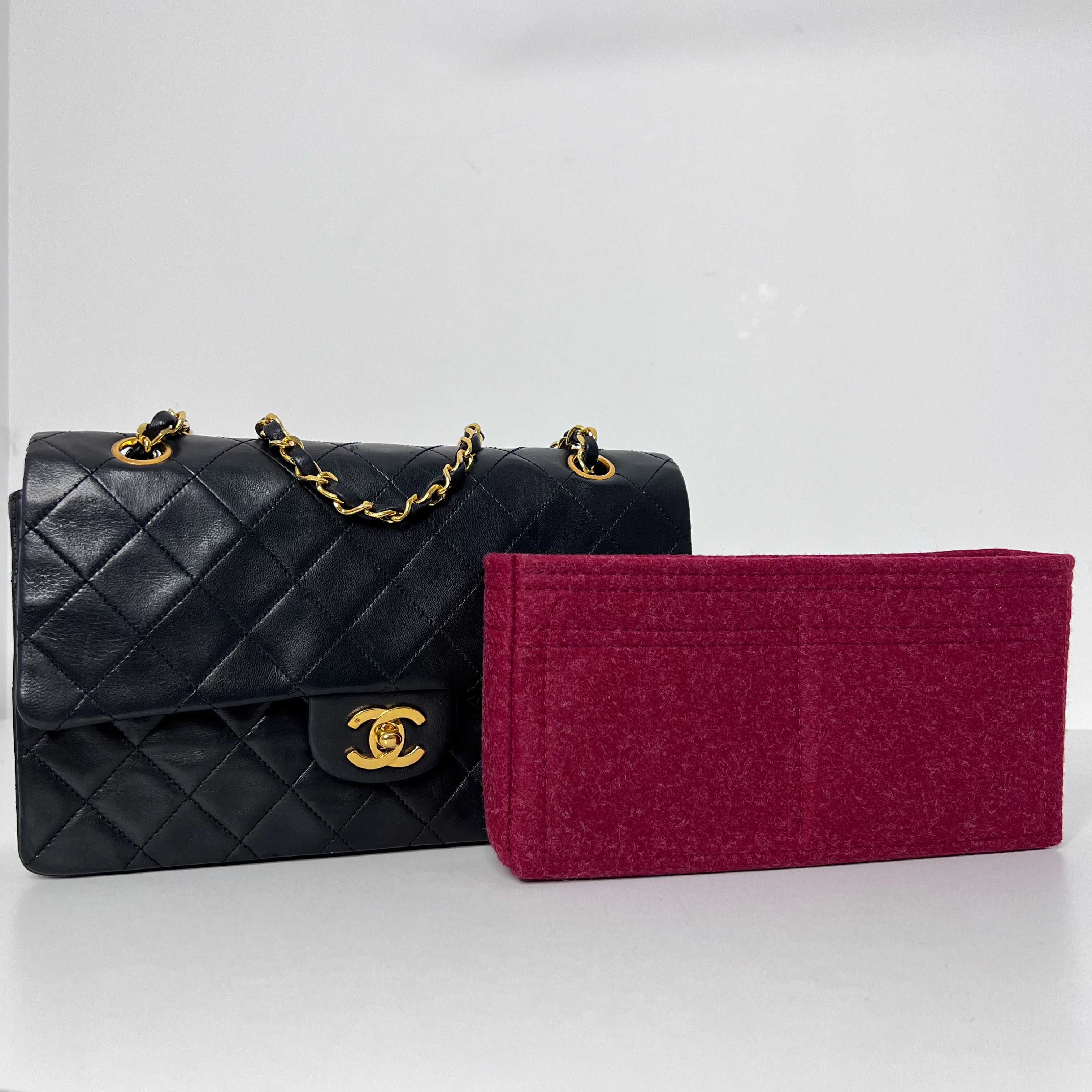 Vintage Medium Classic Double Flap